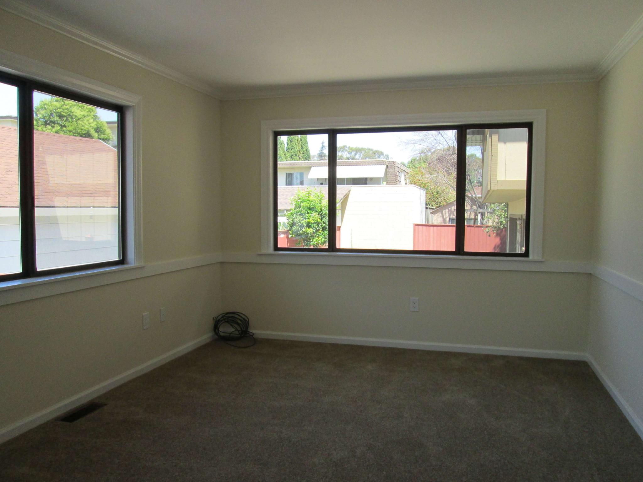 560 Juana - Bedroom