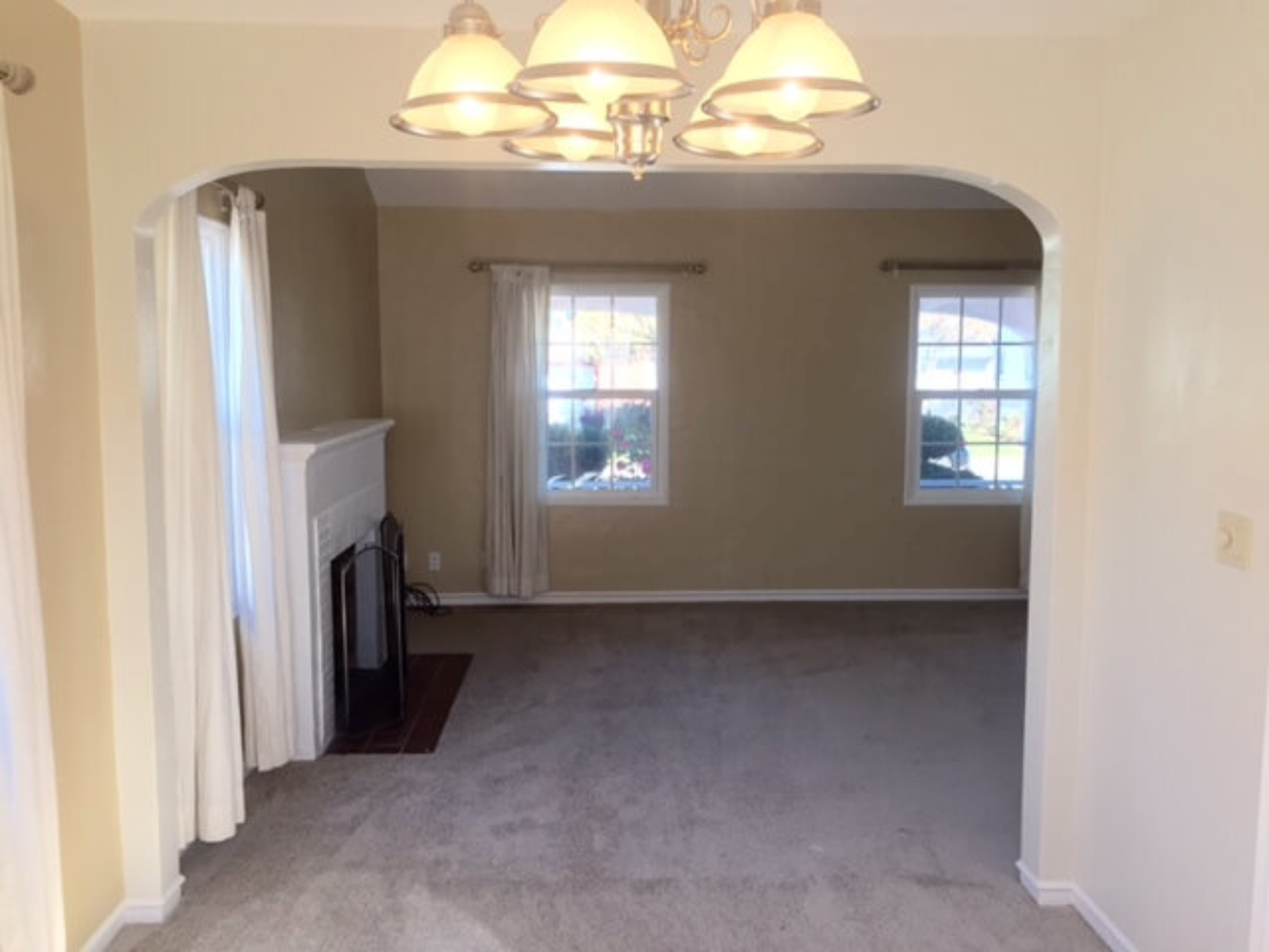 231 Lexington - Dining Room