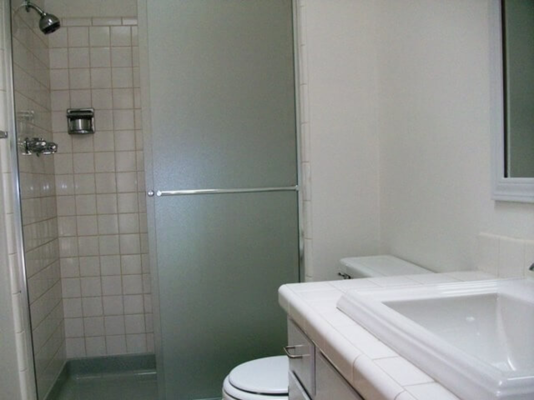 2069 Sundberg Ave - Master Bath