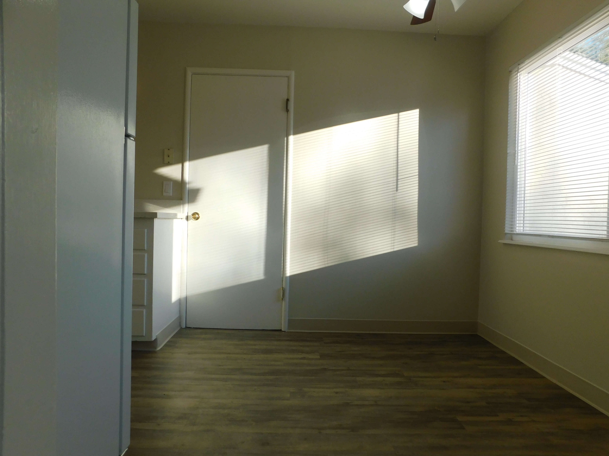892 W. Tennyson Rd.