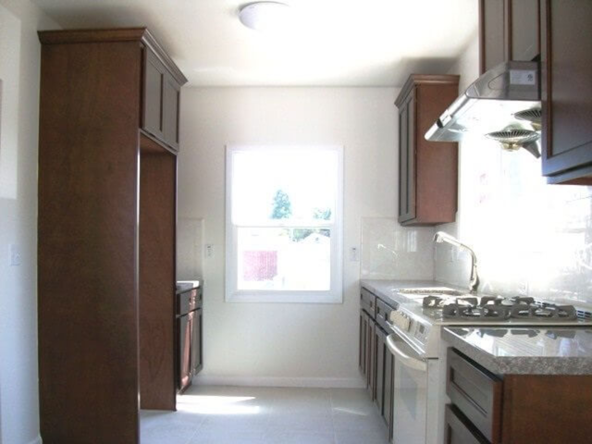 1553 Santa Maria St.