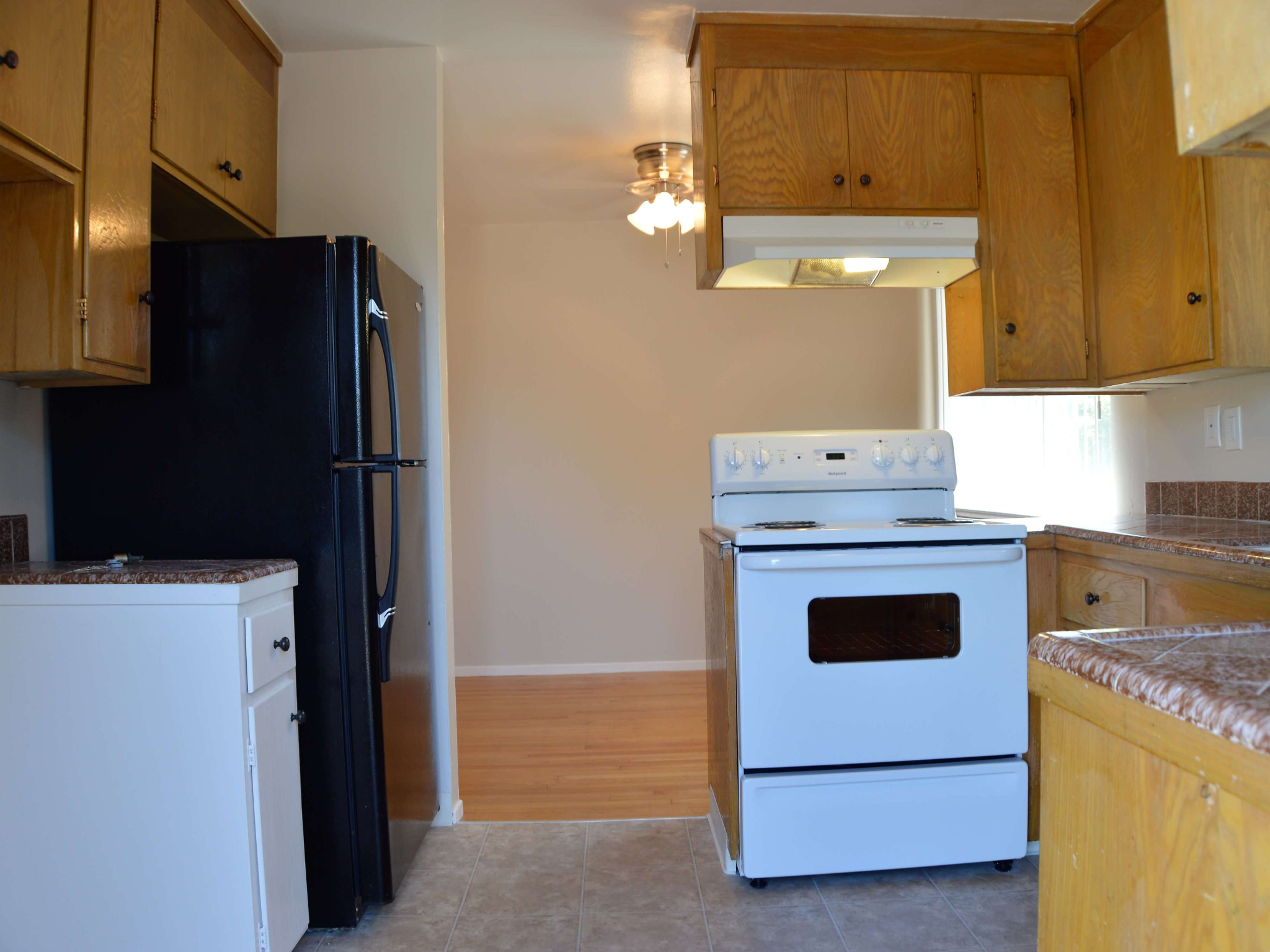 1565 Santa Maria St.