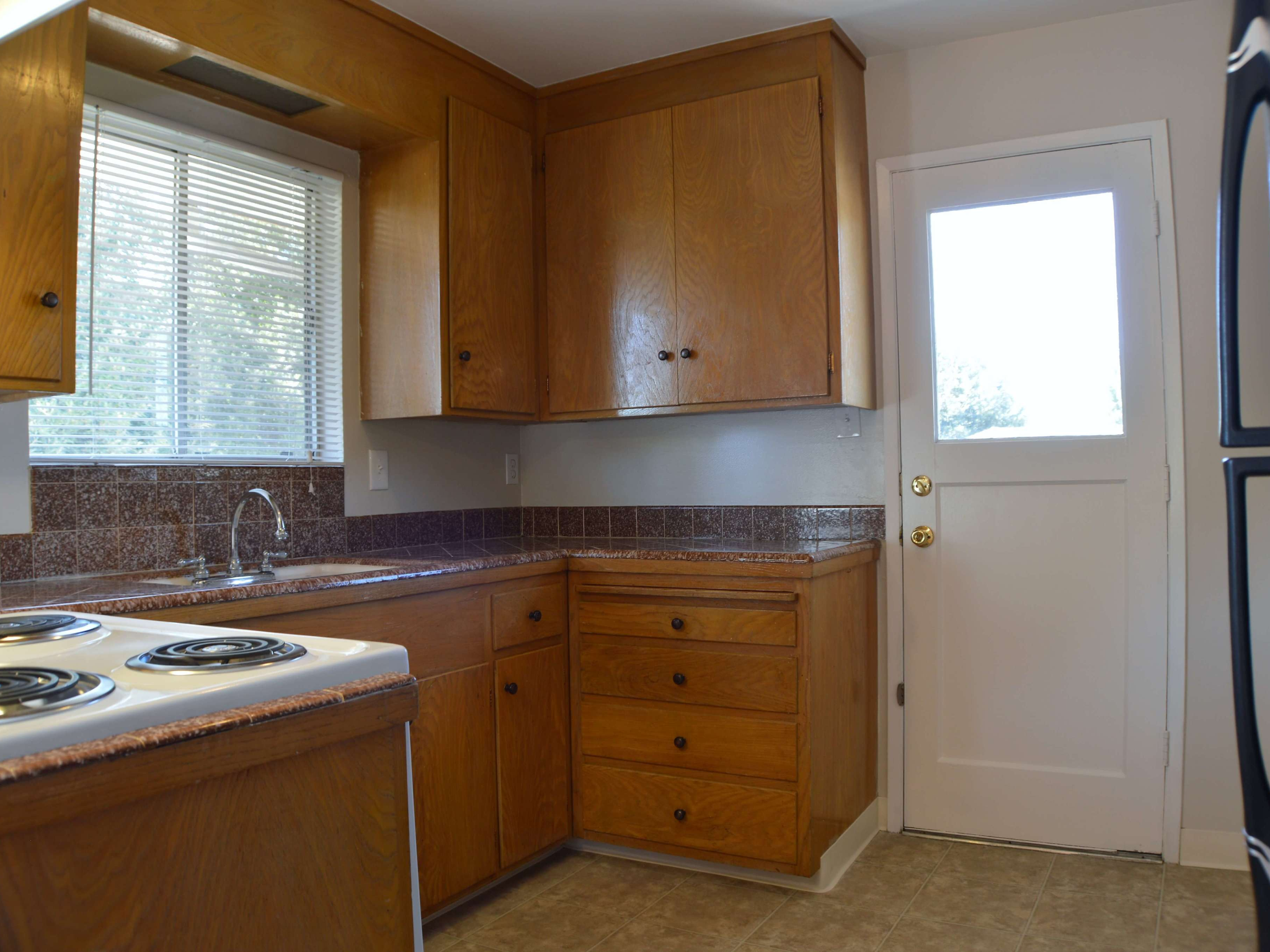 1565 Santa Maria St.