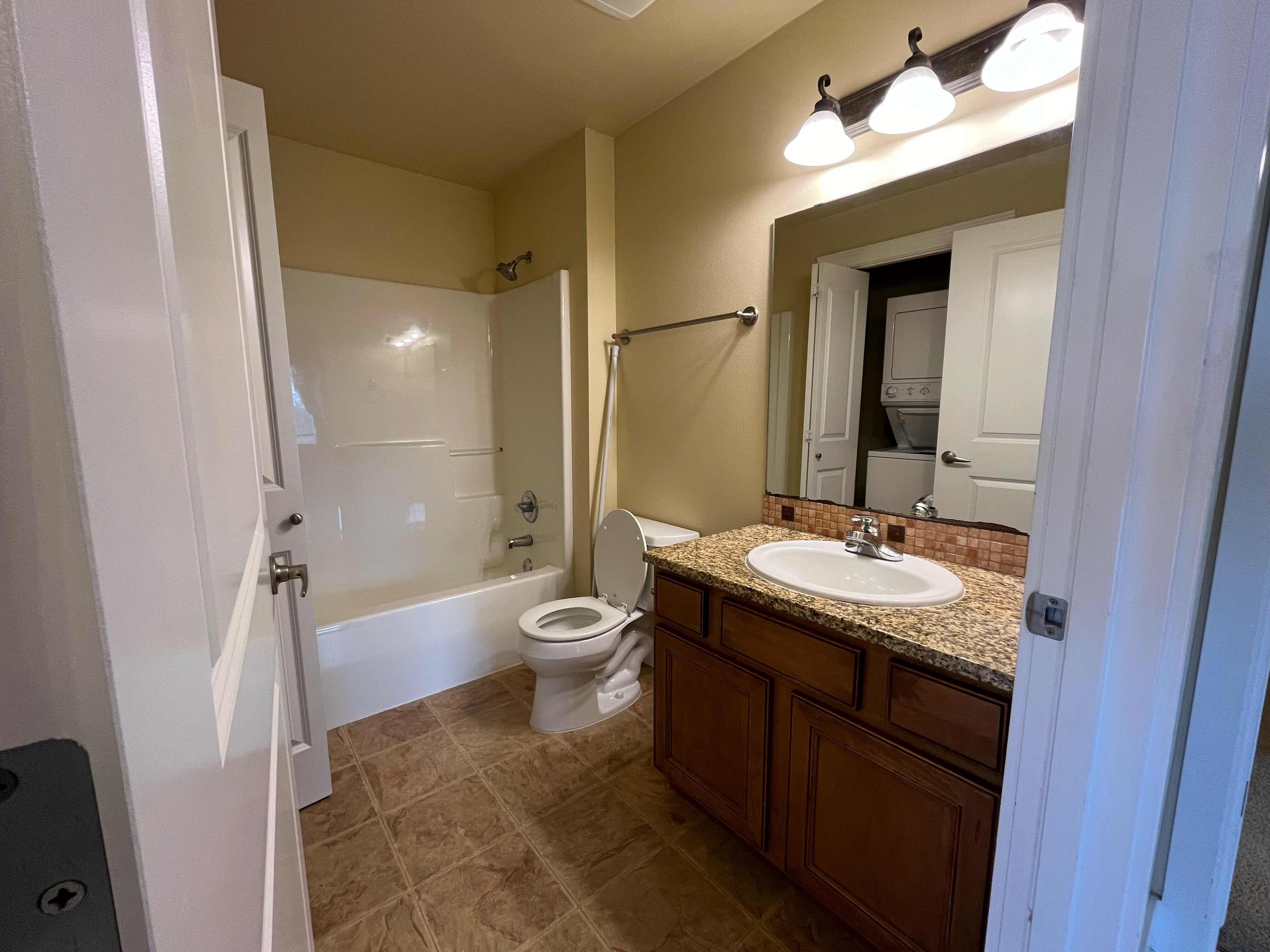Bathroom / Laundry