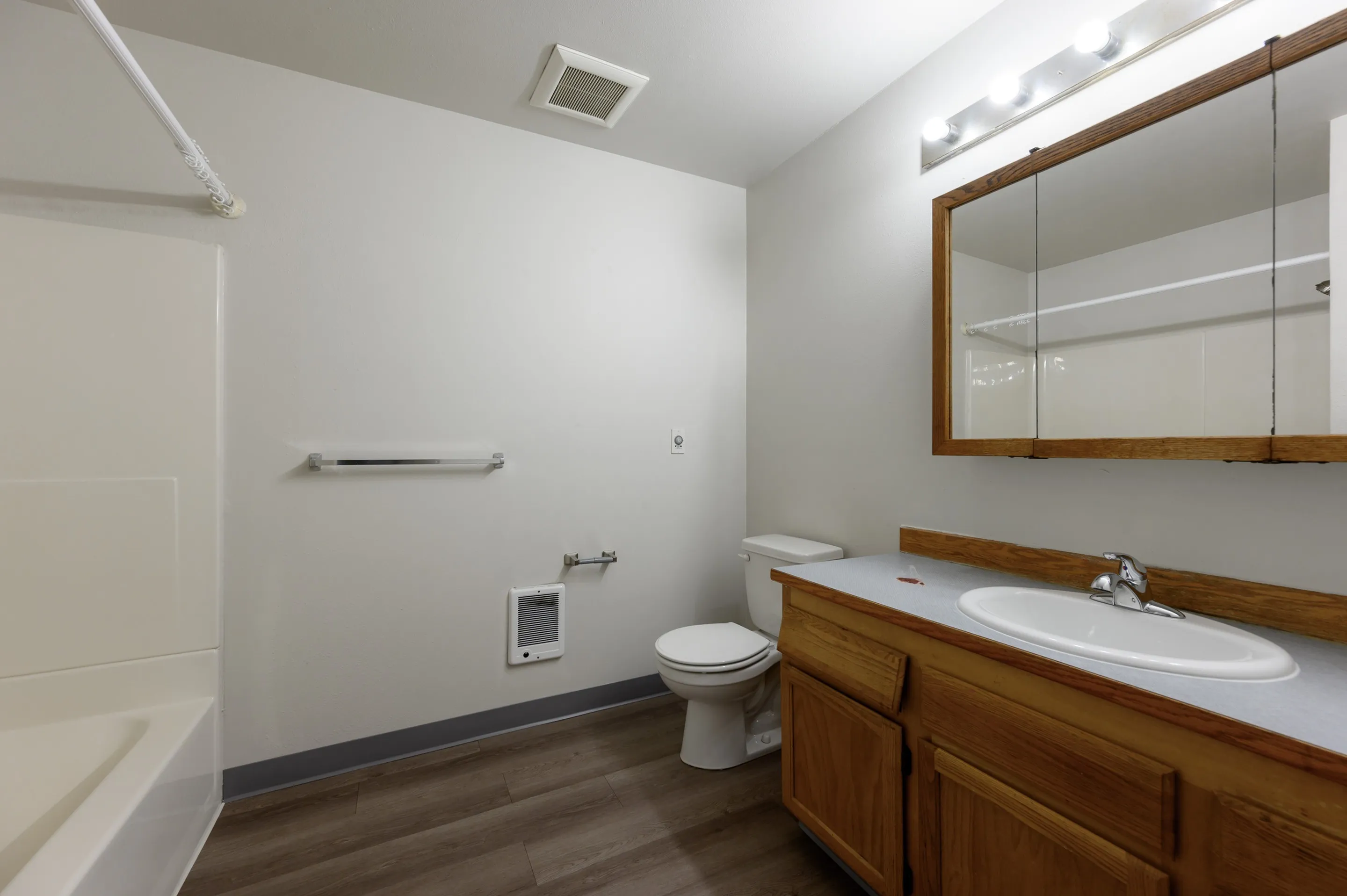 2-Bed 1-Bath Bathroom