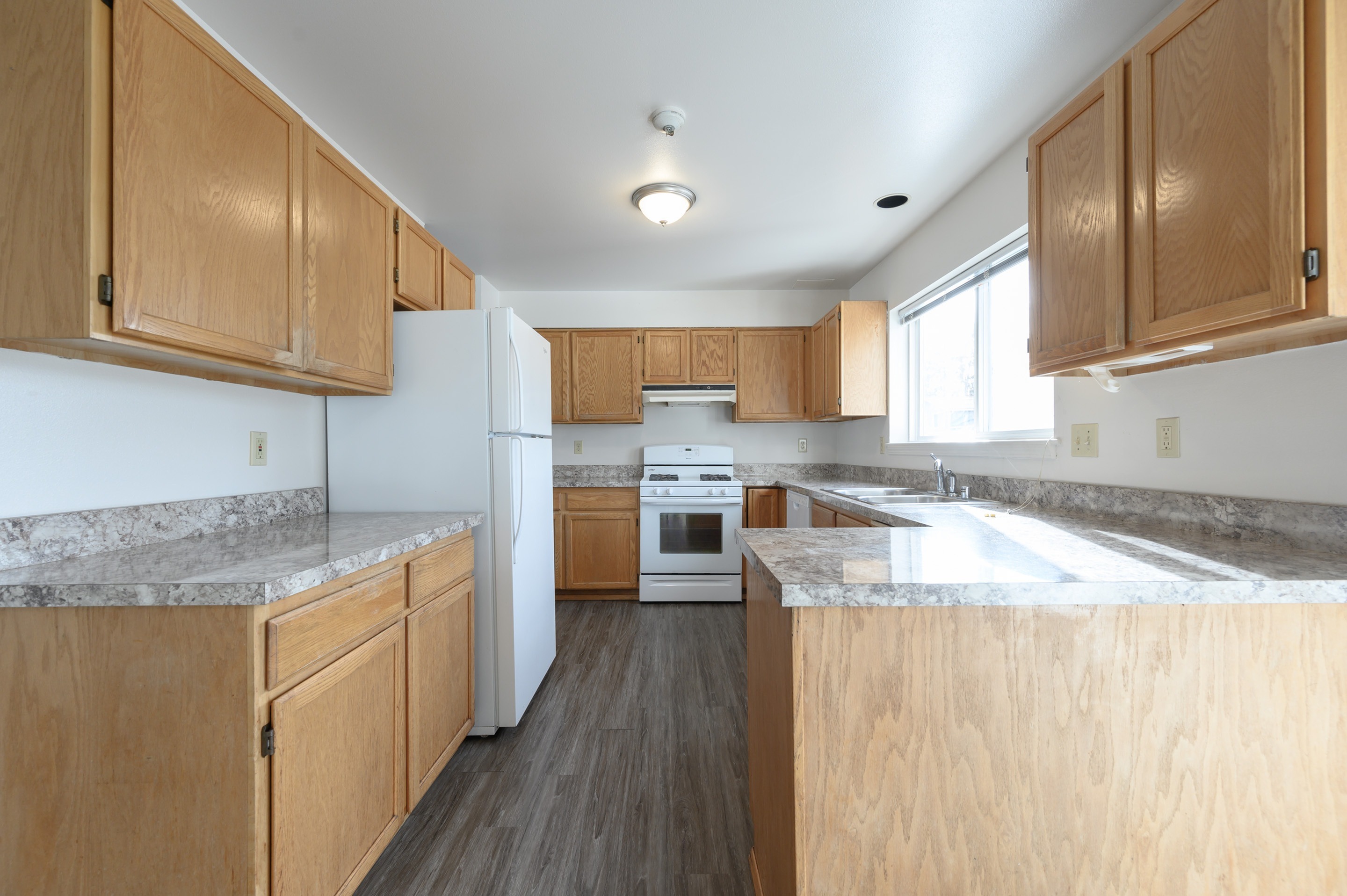 3-Bed 2-Bath Kitchen
