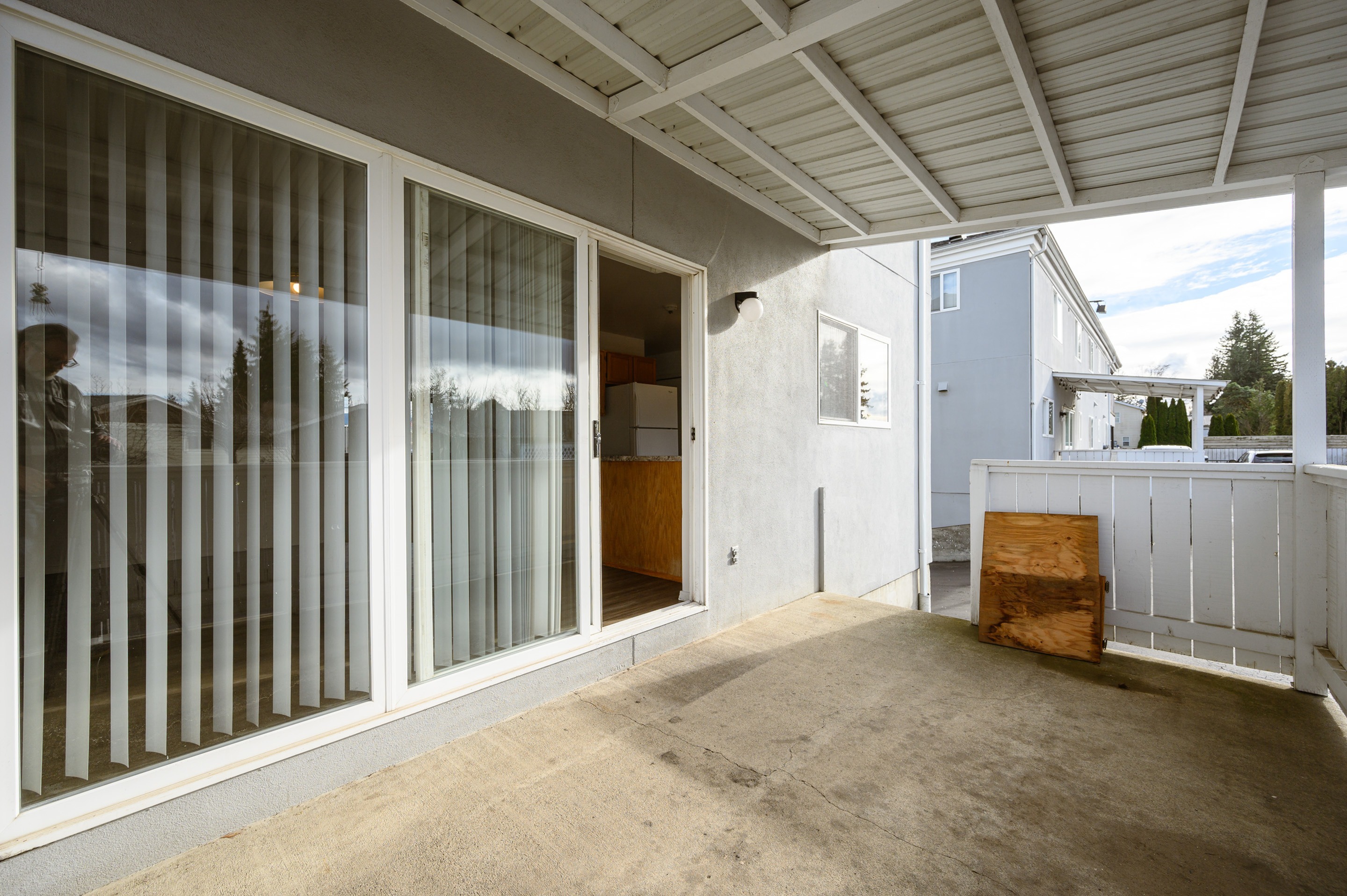3-Bed 2-Bath Deck