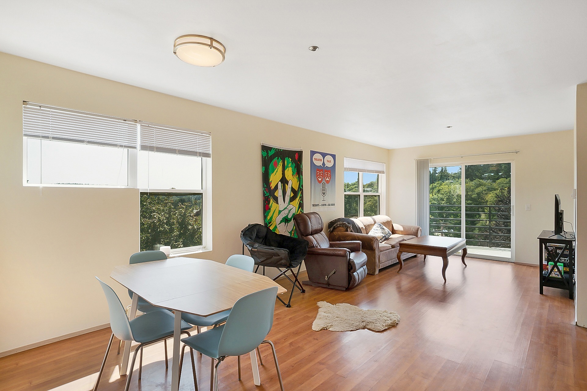 View of Bright & Modern Studio for rent. - apts/housing for rent - apartment ...