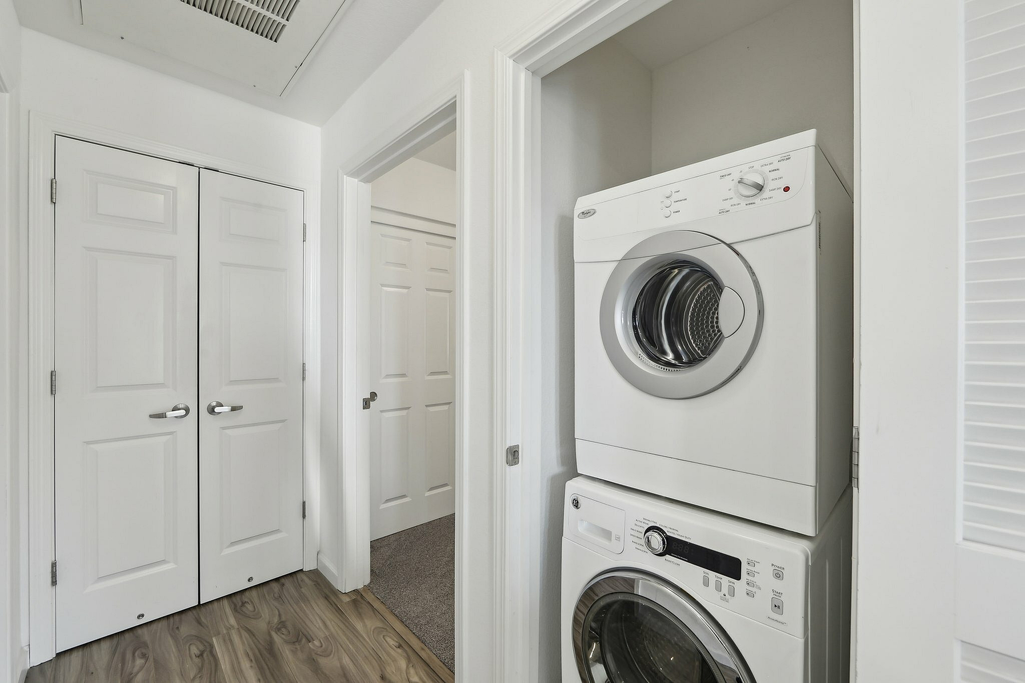 Full Size Washer and Dryer