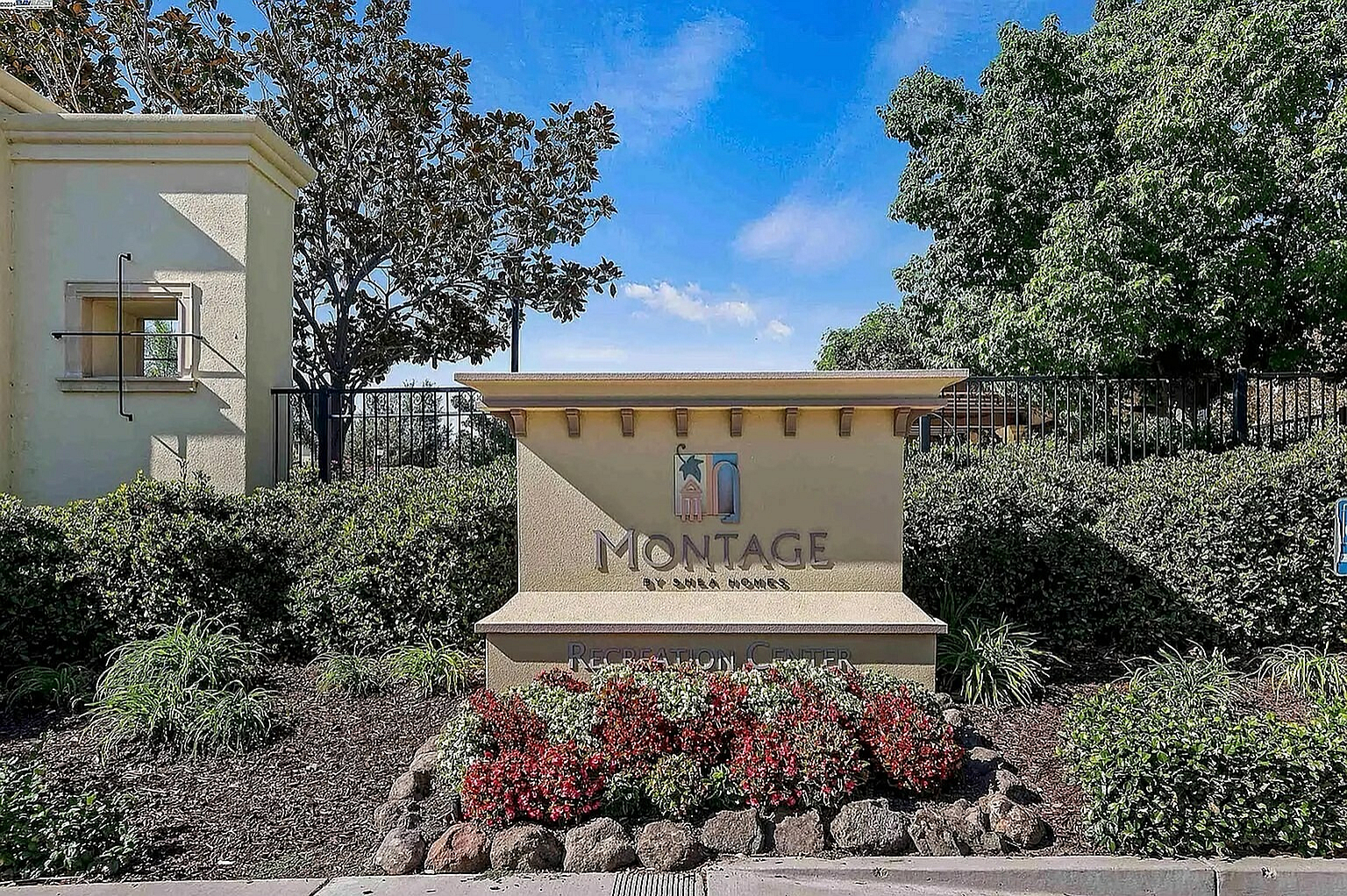 Community sign