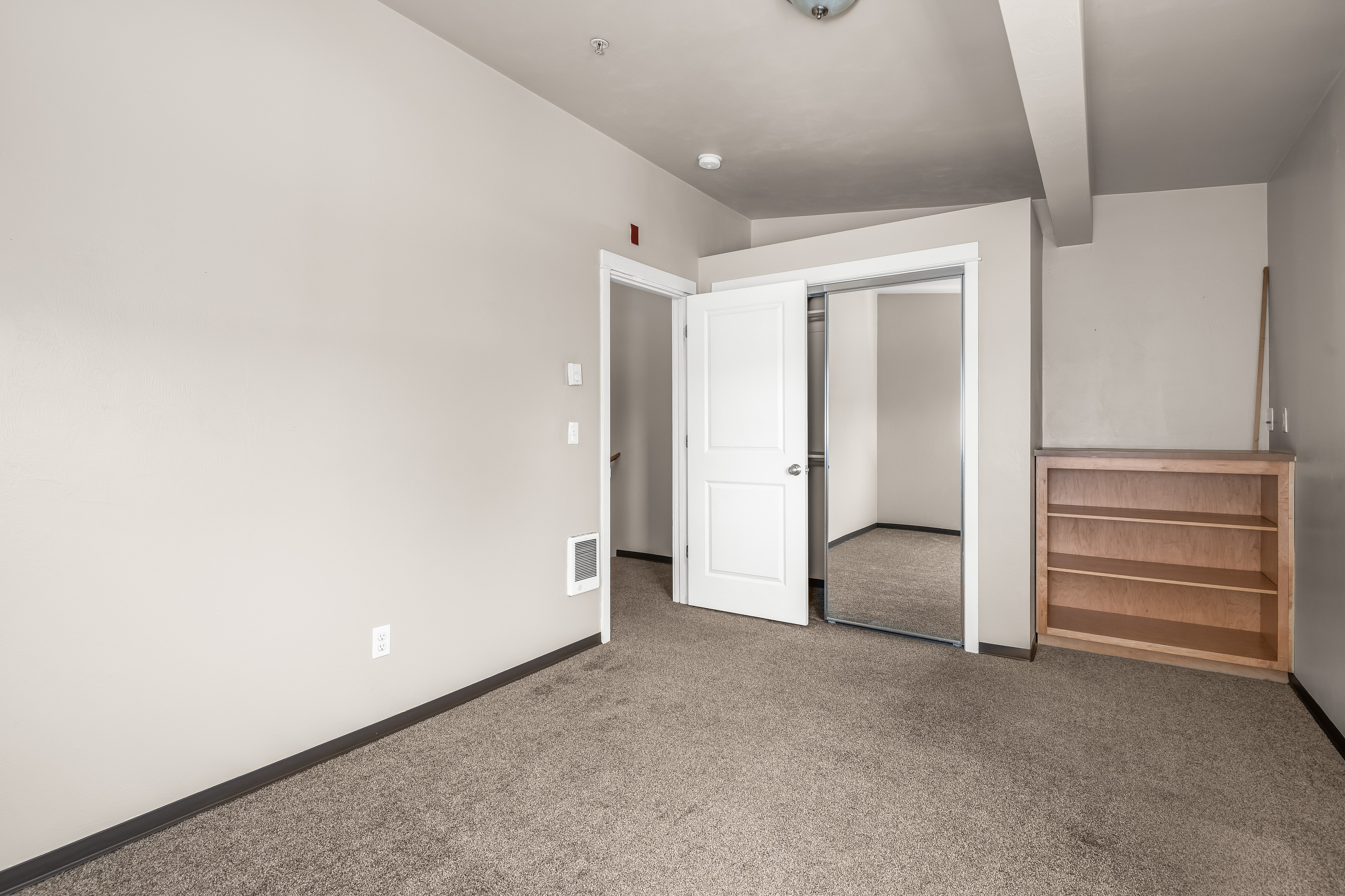 2 bedroom - Bedroom space