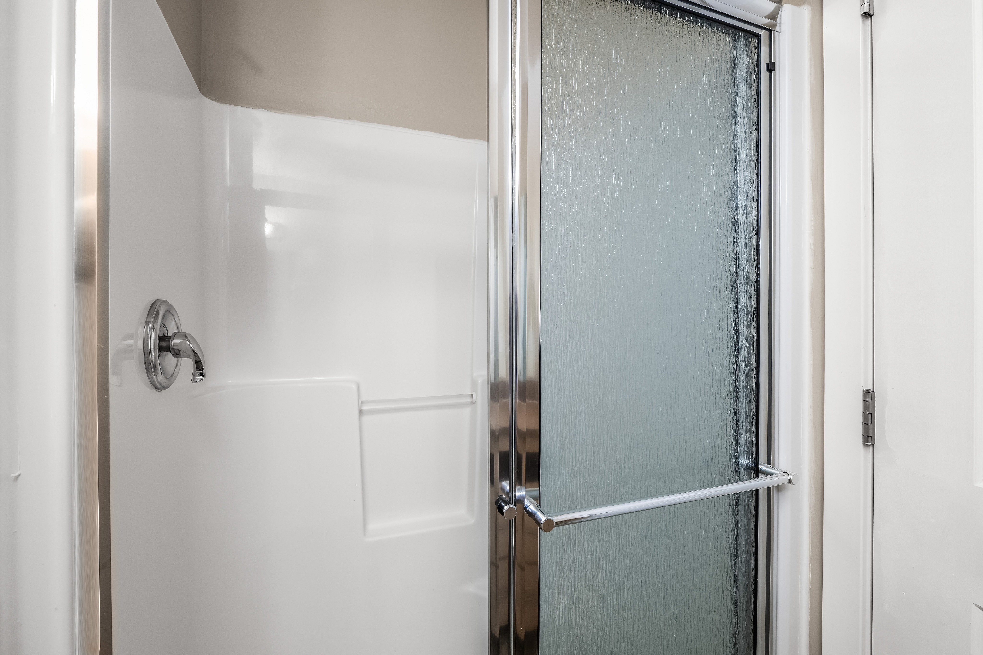 2 bedroom - Bathroom