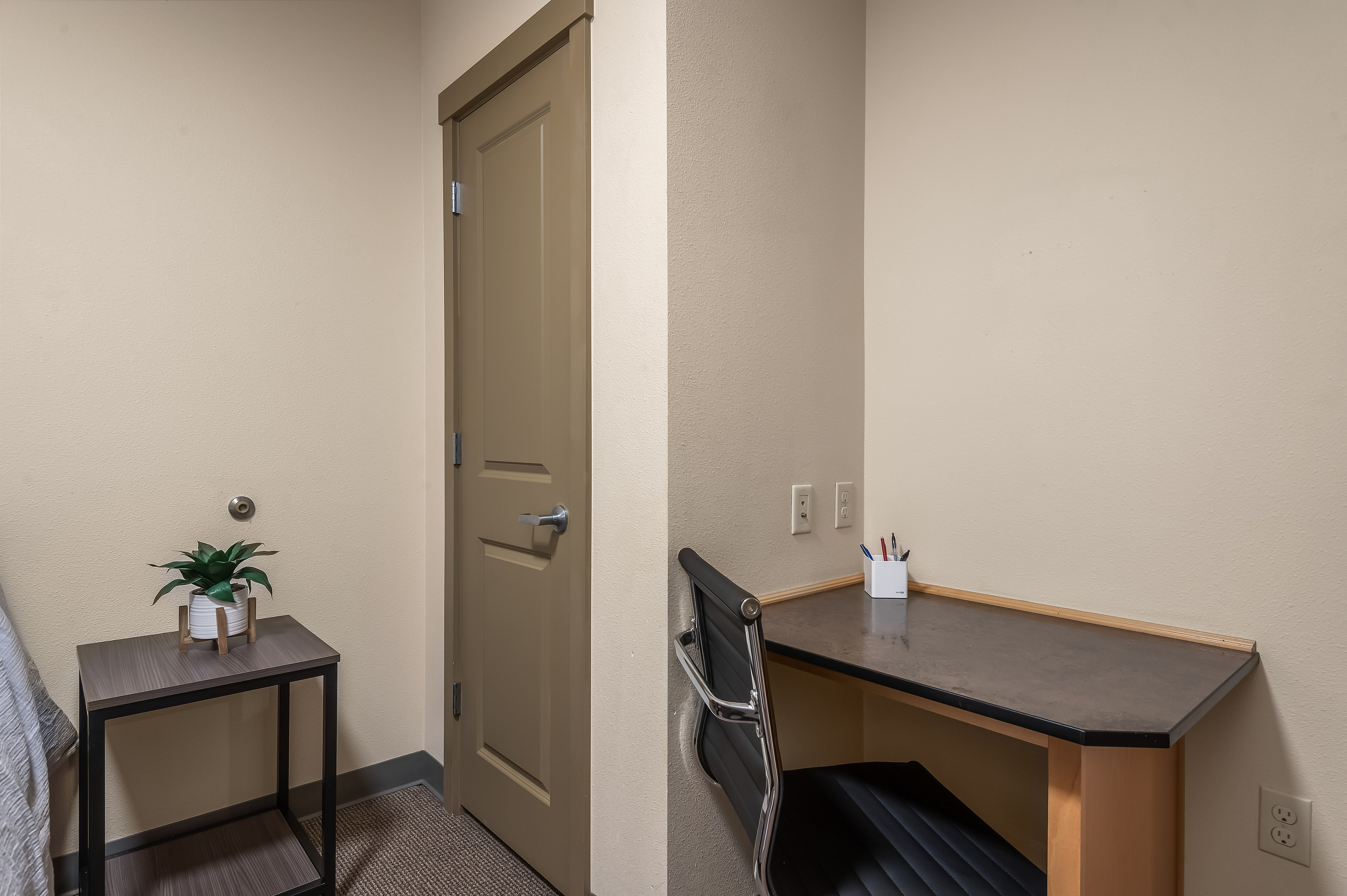 Desk area