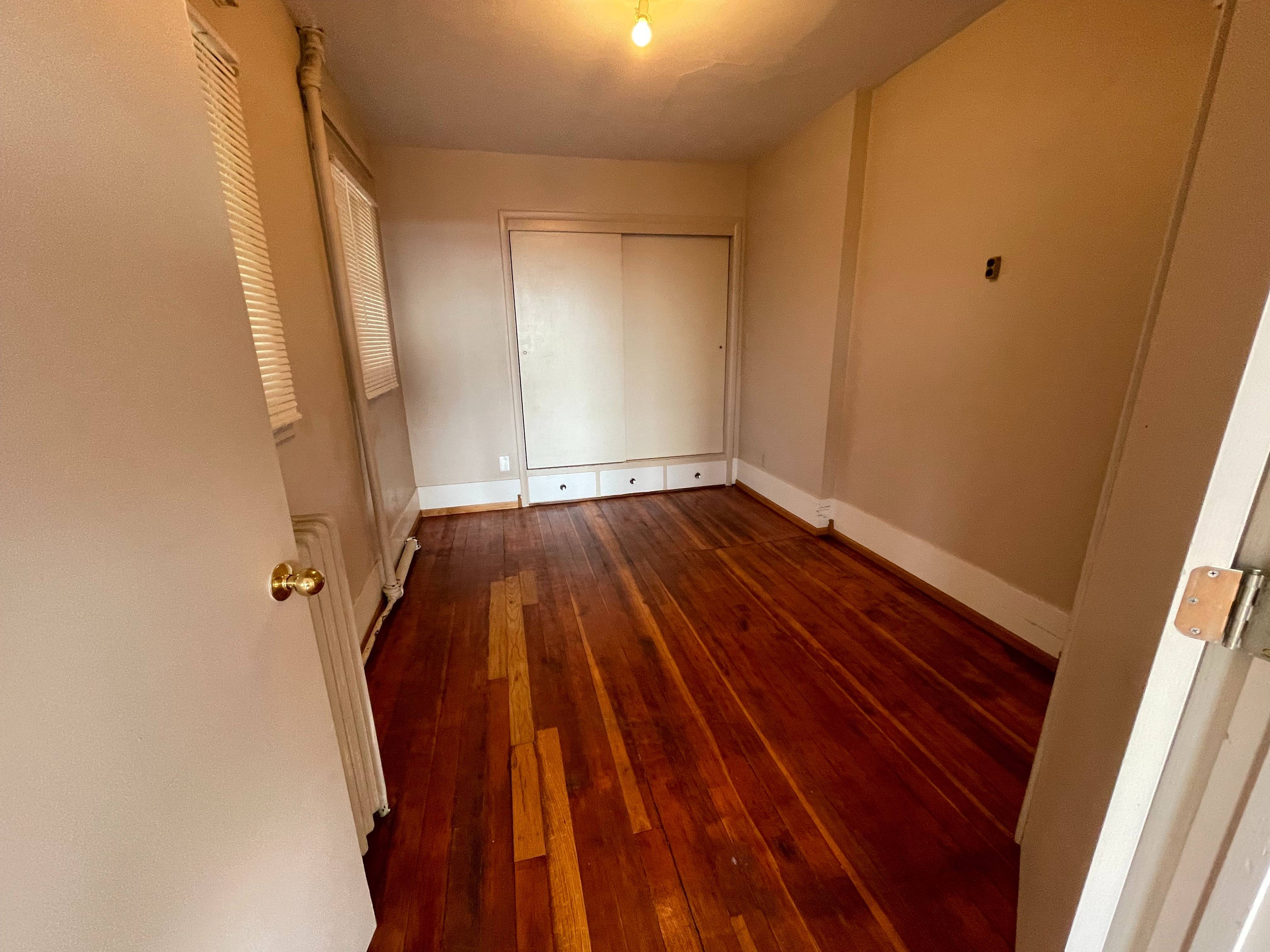 1x1 1 Bed Apartment Forest Hill Apartments