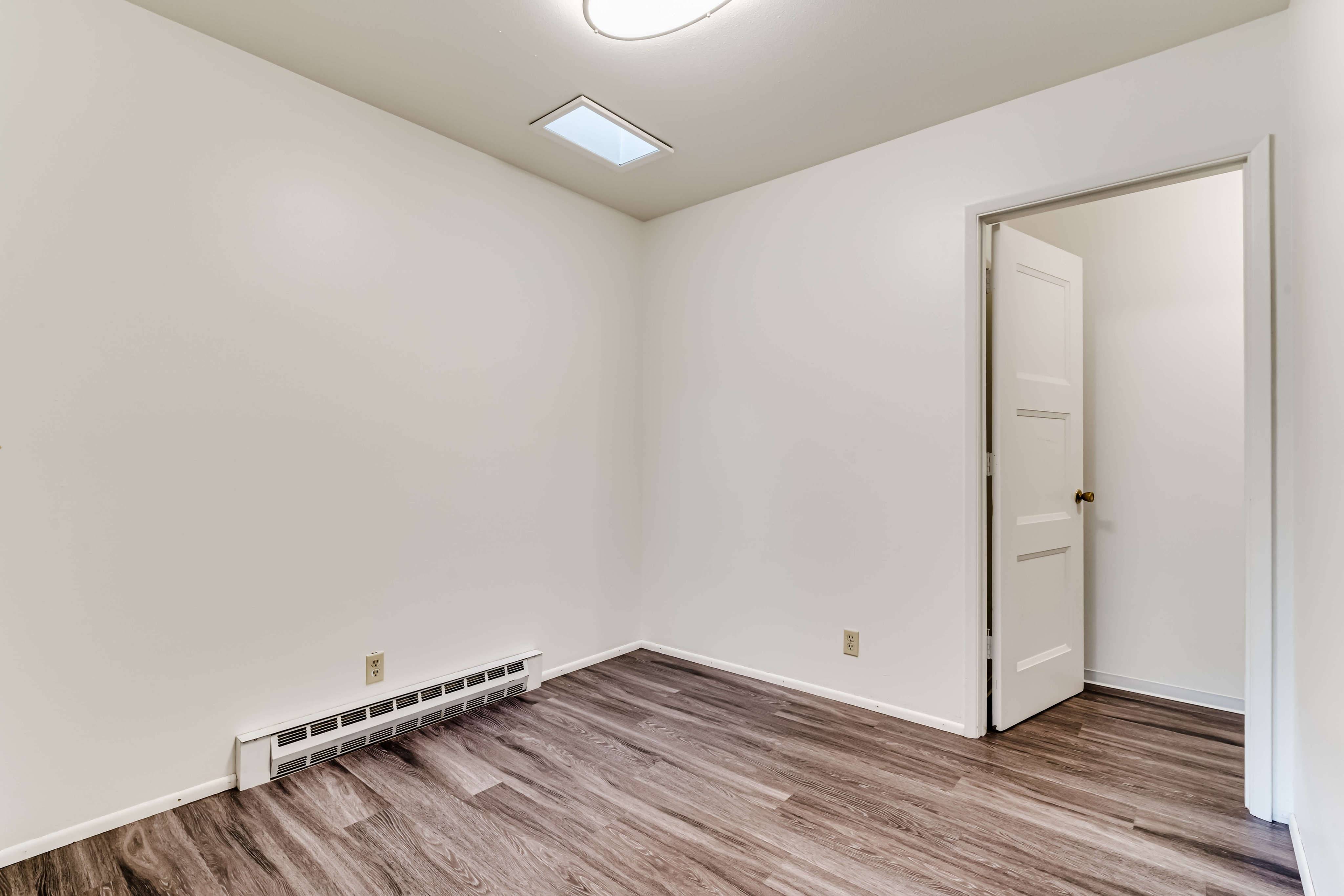 2x1 Dining Room
