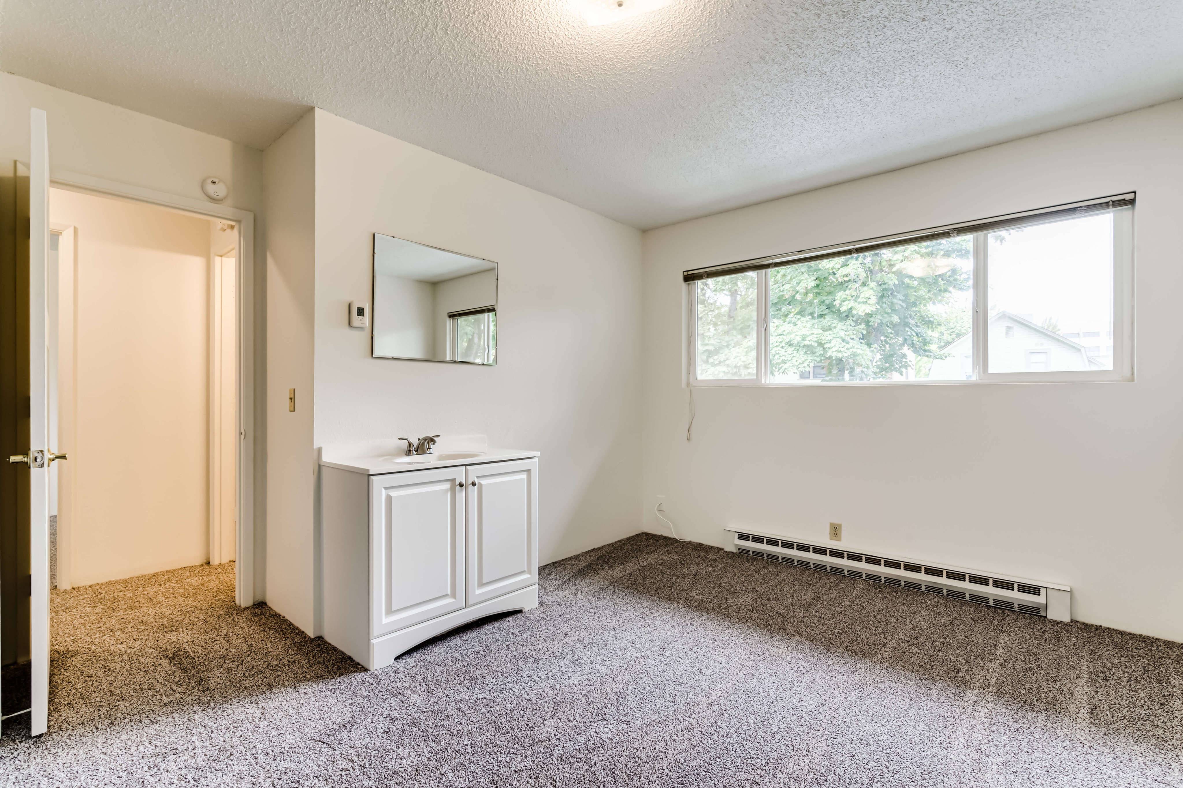 2x1 Bedroom