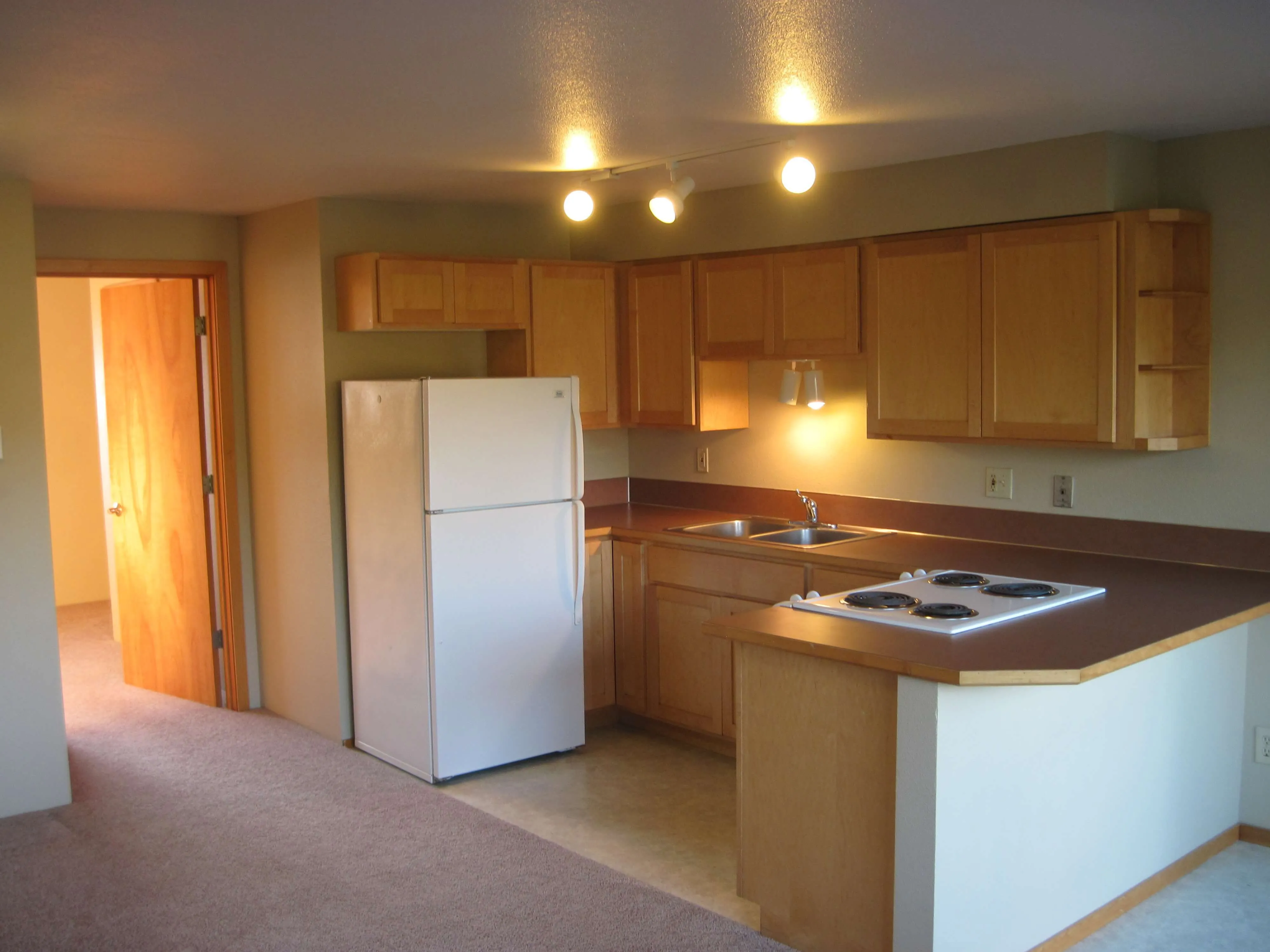 1 bedroom, 1 bathroom
