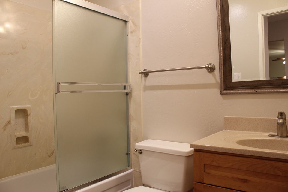 2x2 2 Bed Apartment Onstad Manor