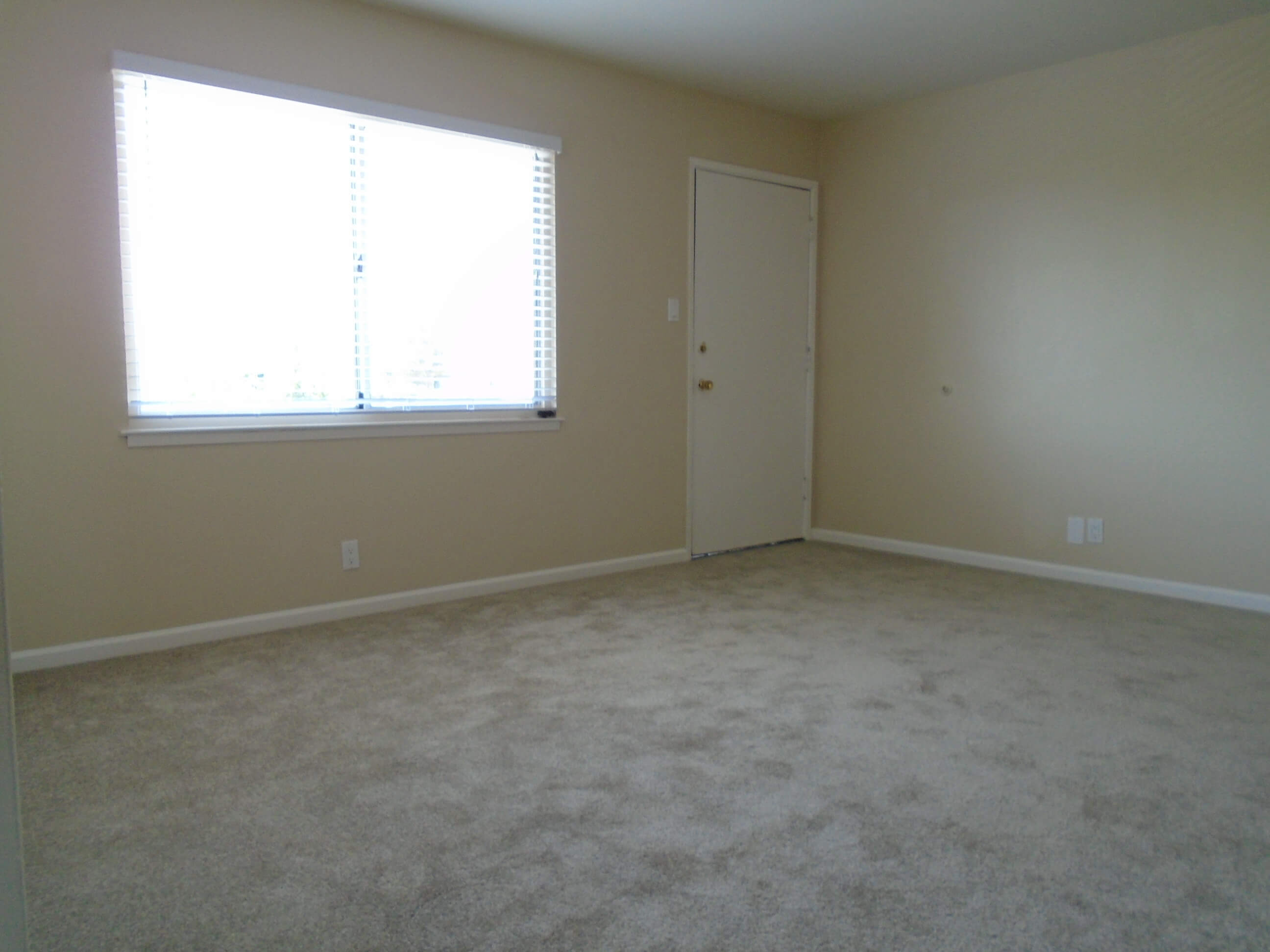 2x1 Living Room