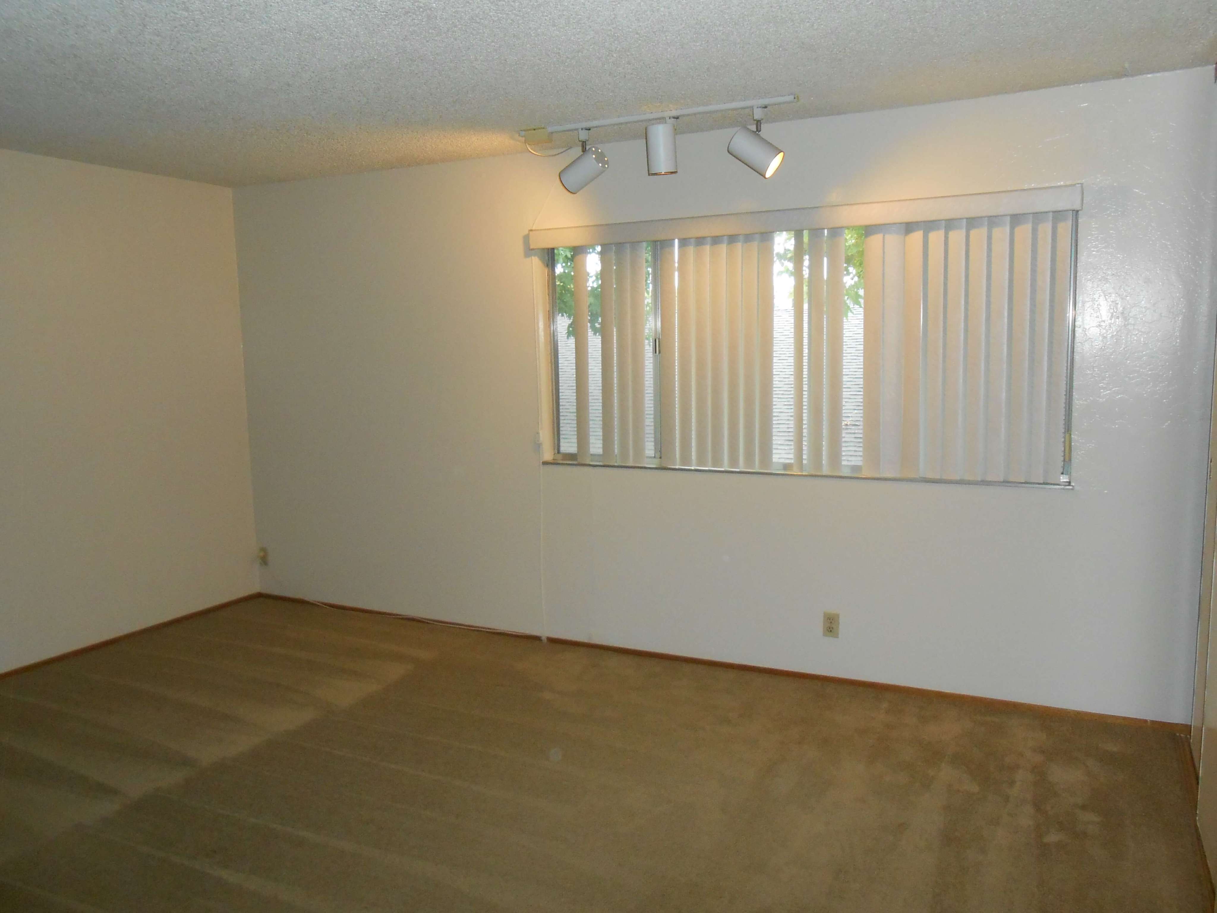 2x1.5 Living Room