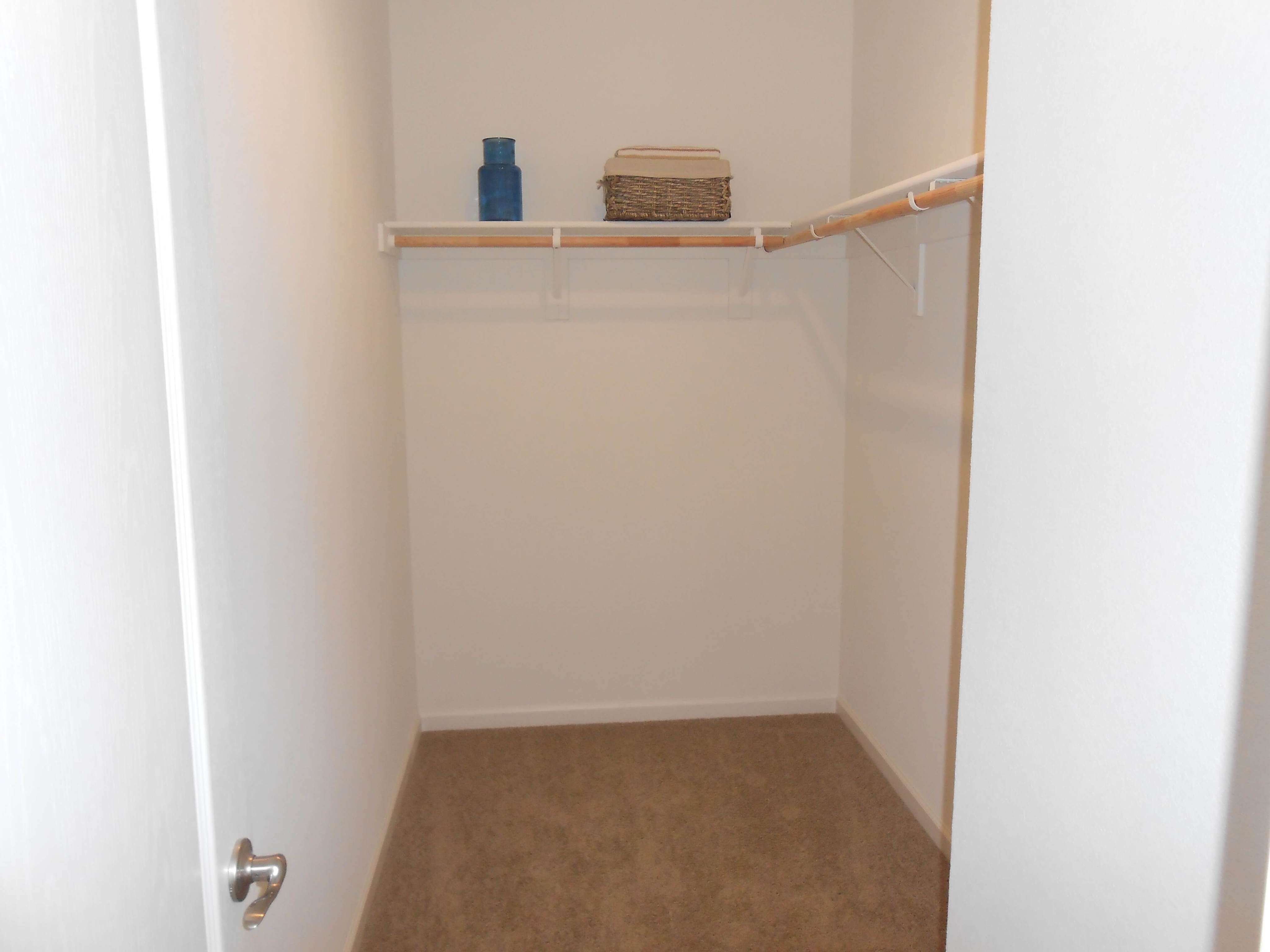 3x2.5 Master Closet