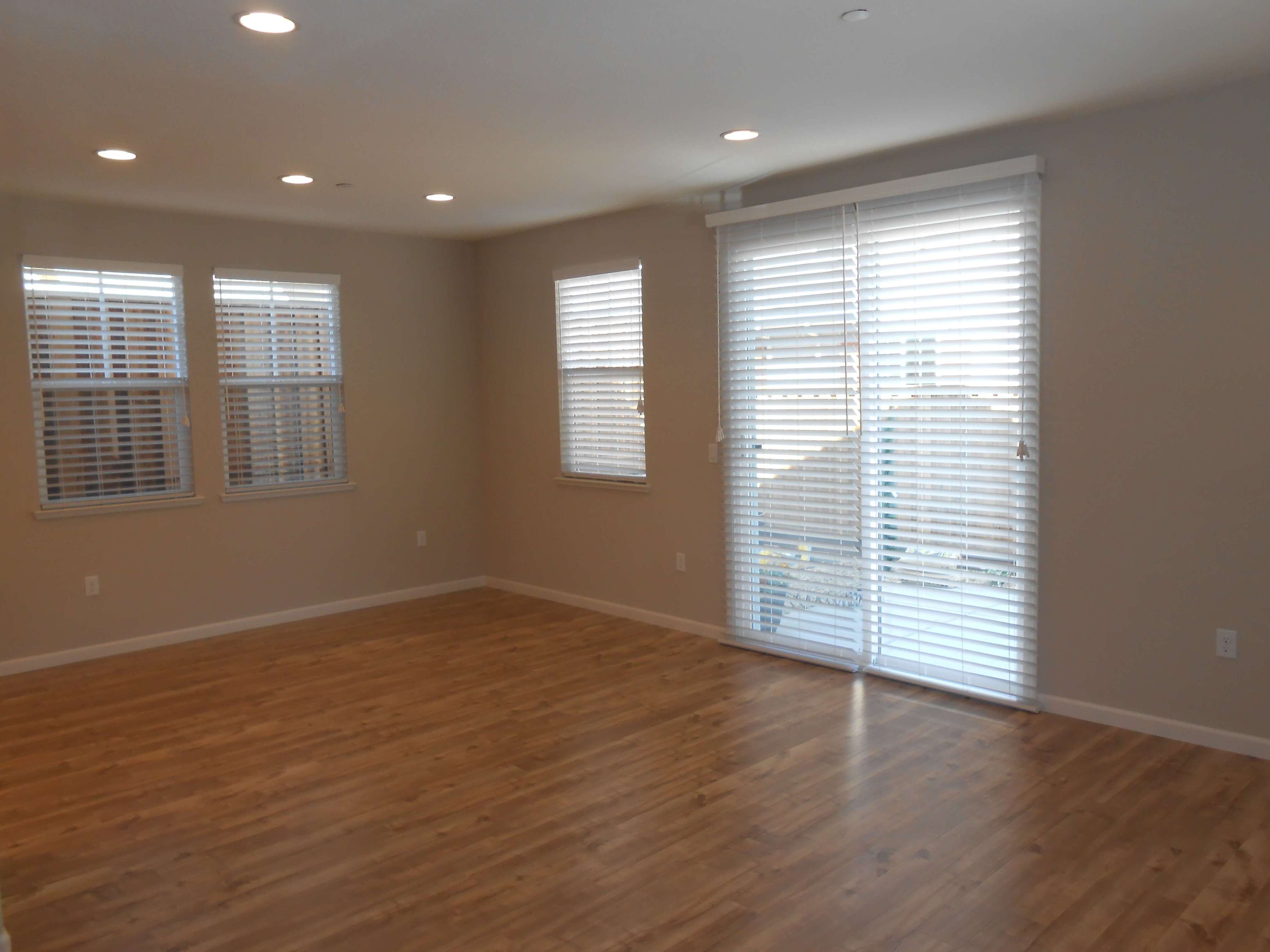 3x2.5 Living Room