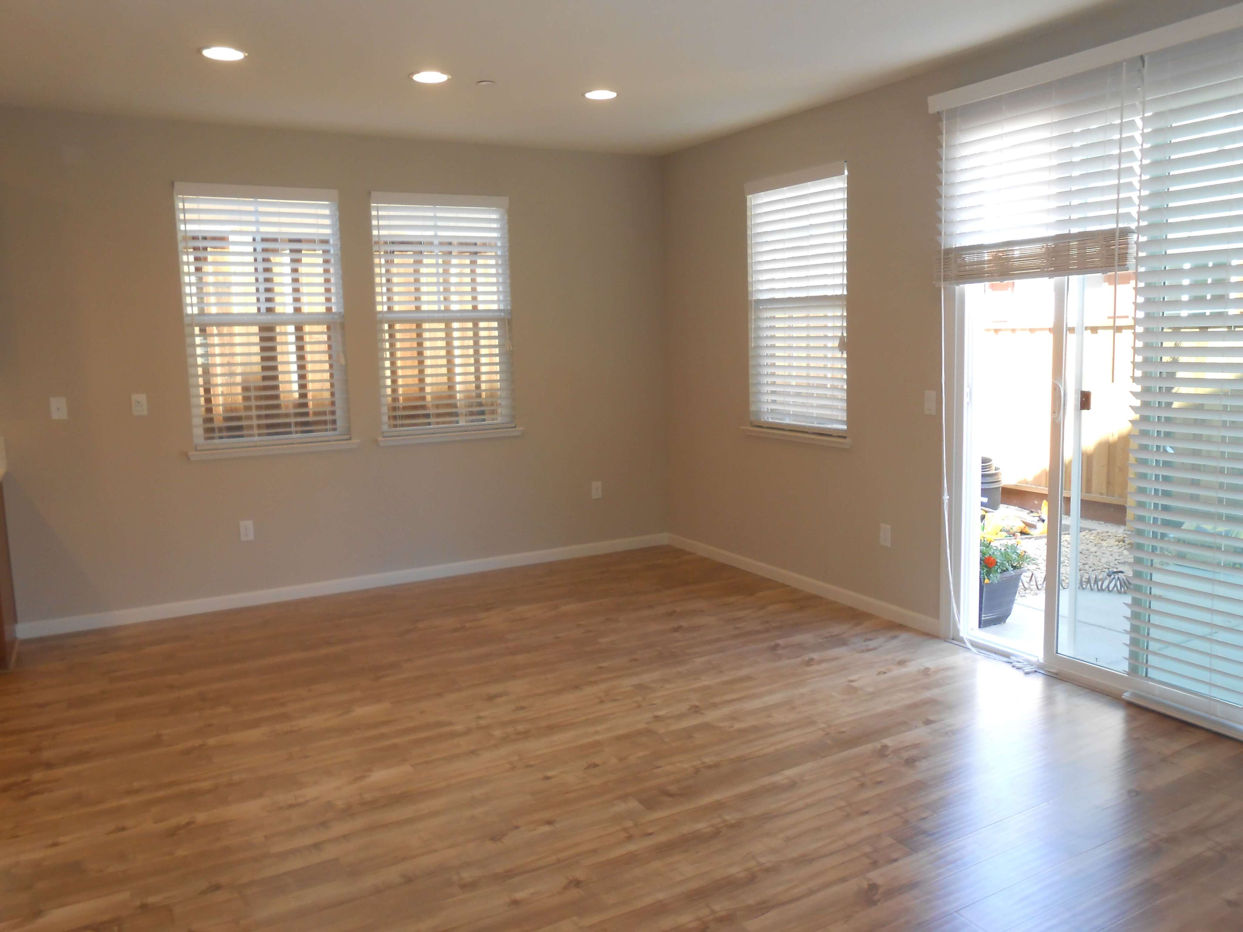 3x2.5 Living Room