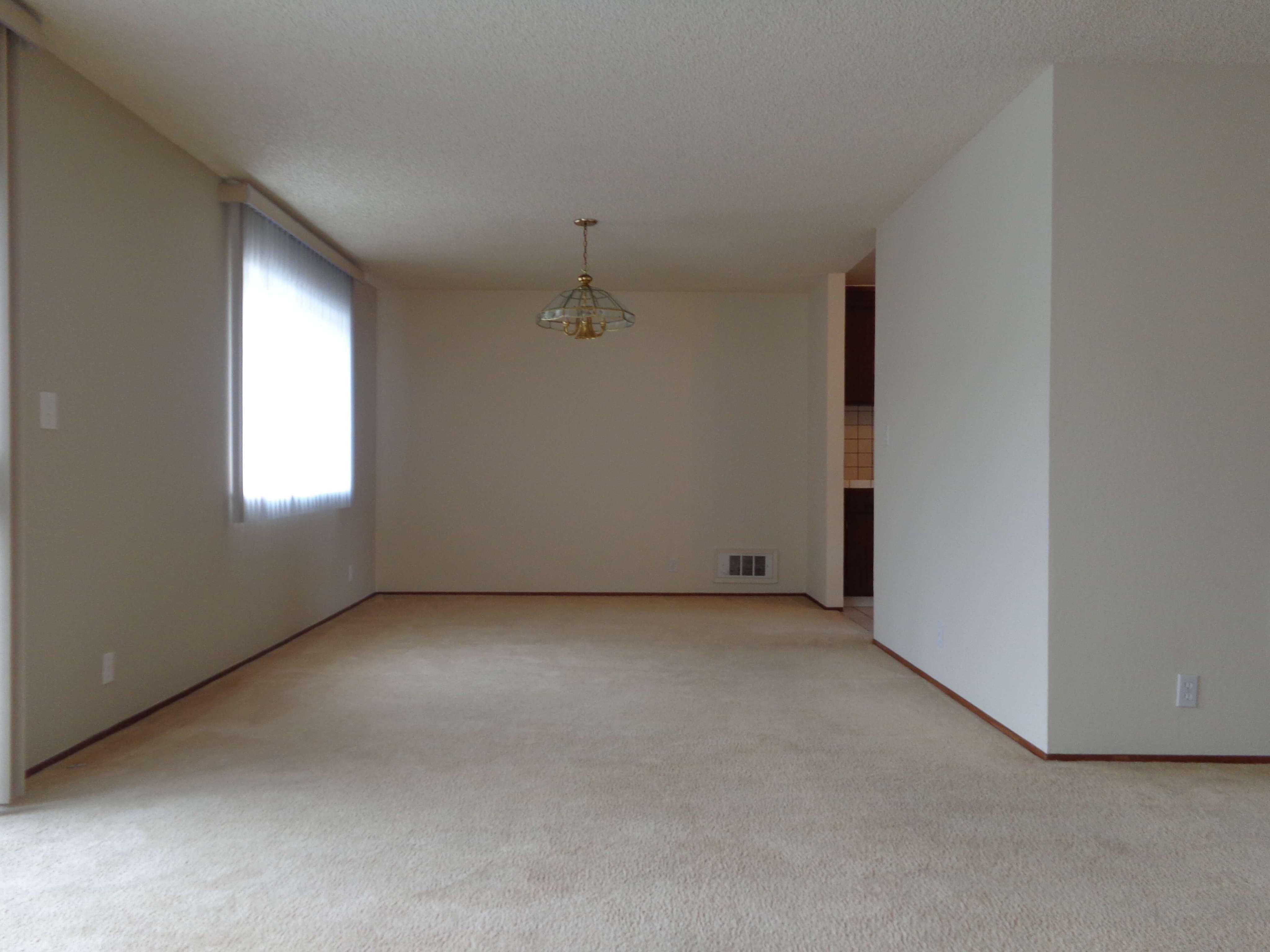 2x2 Dining