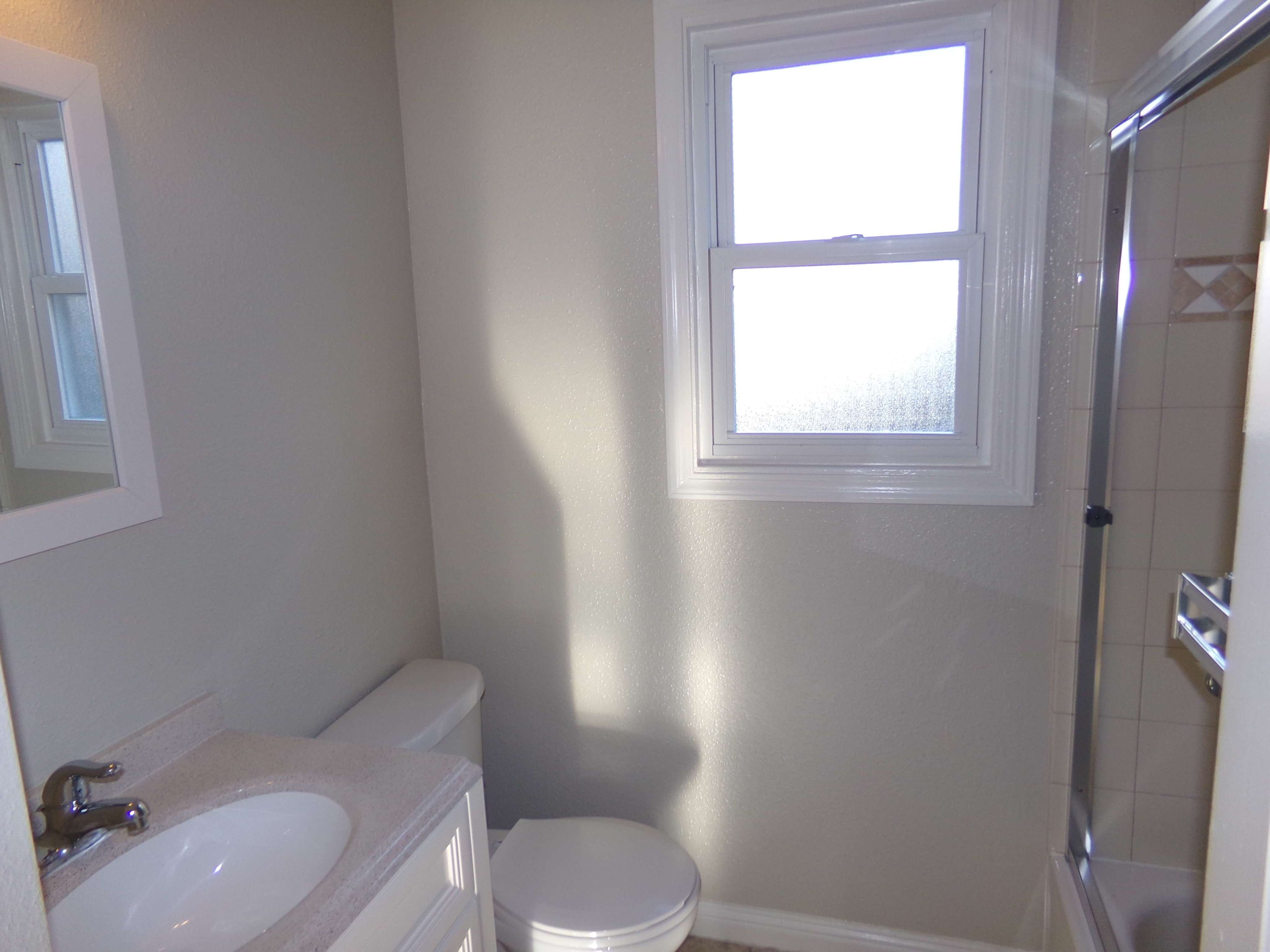2x1 Bathroom