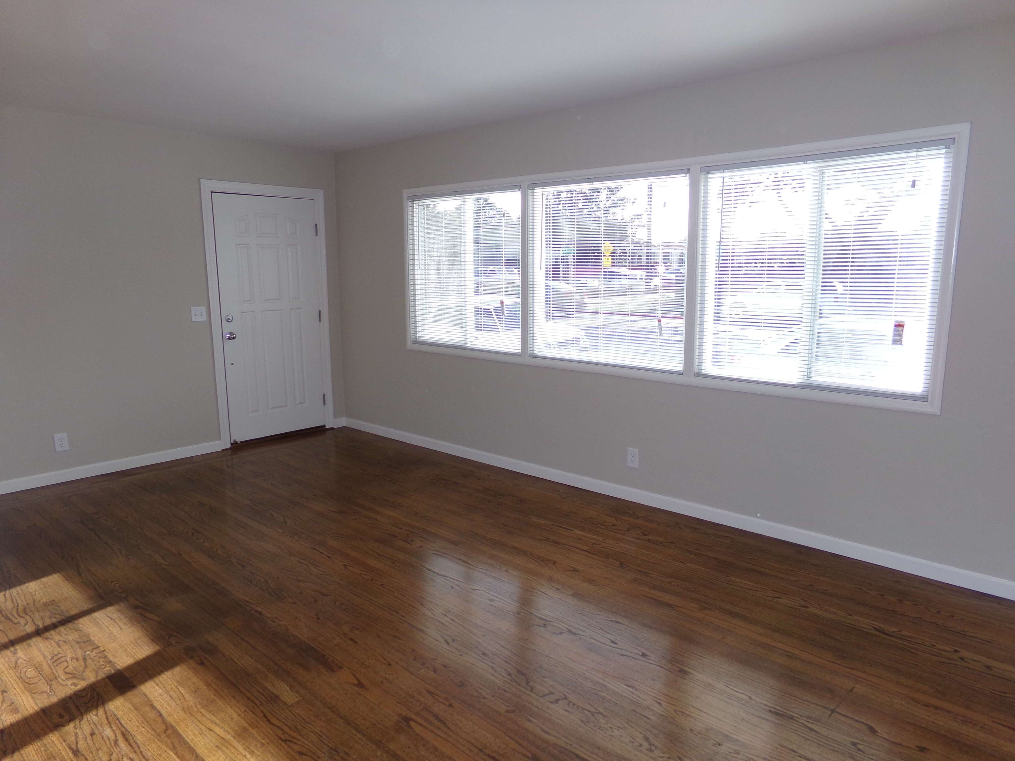 2x1 Living Room