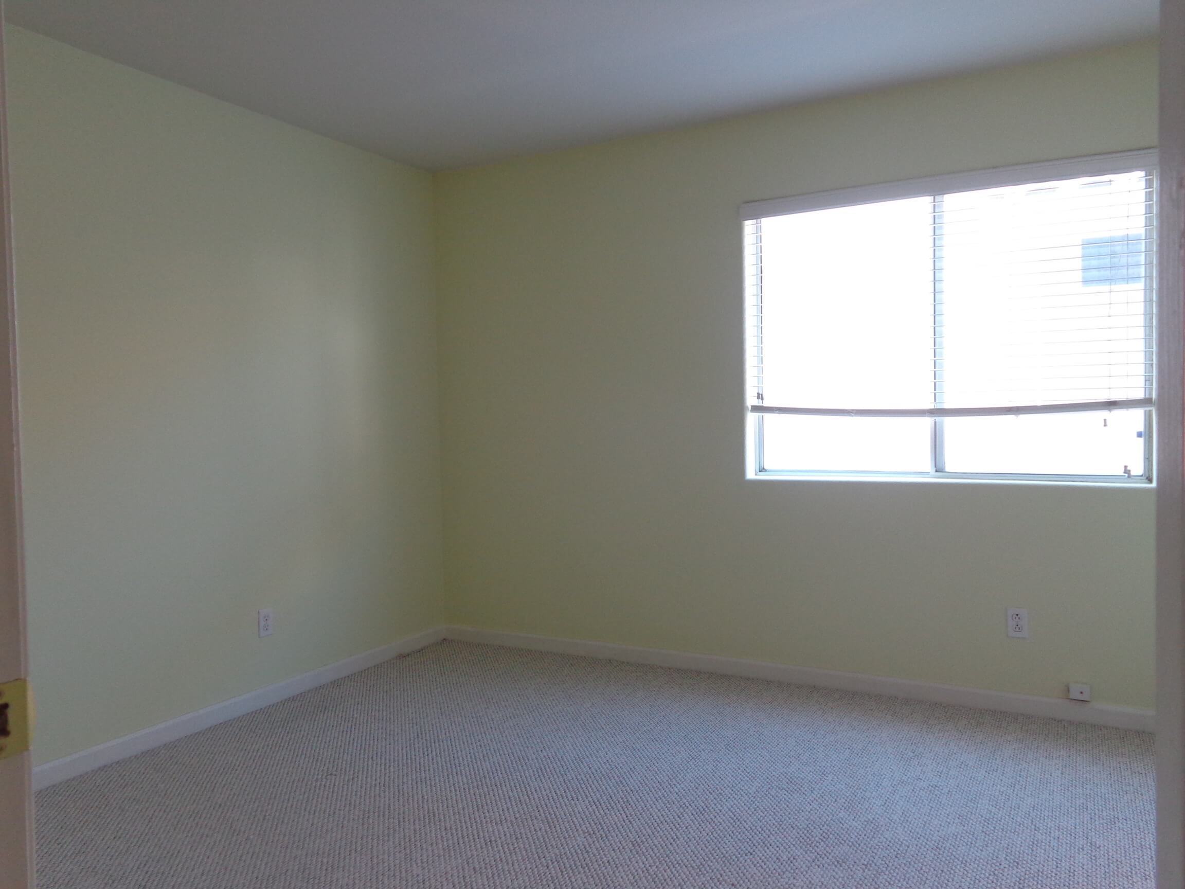 5x4 Bedroom
