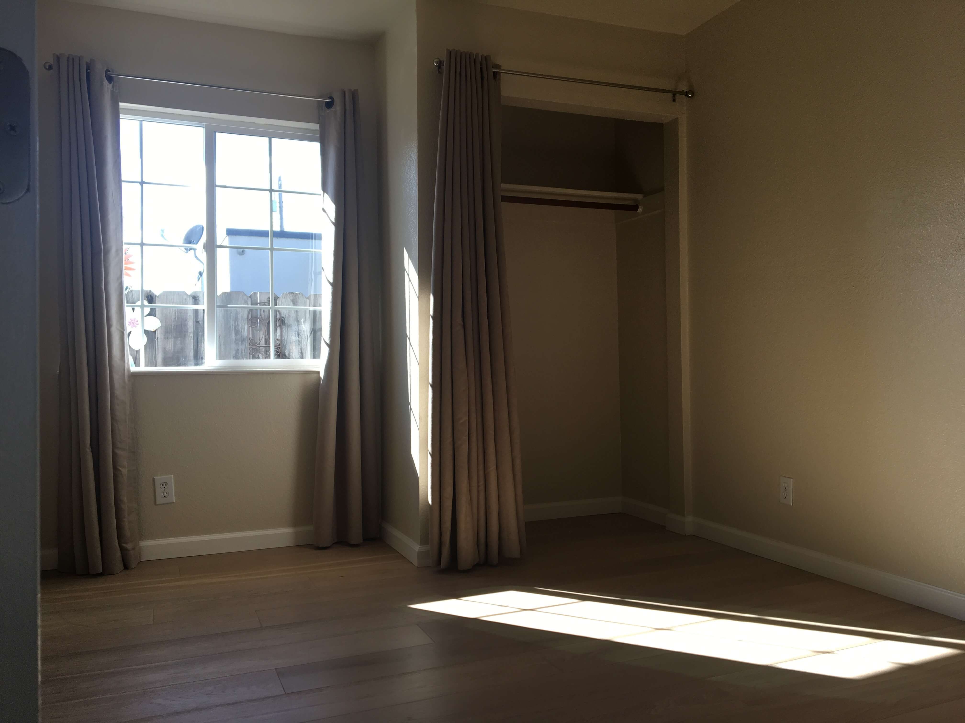 1x1 Bedroom