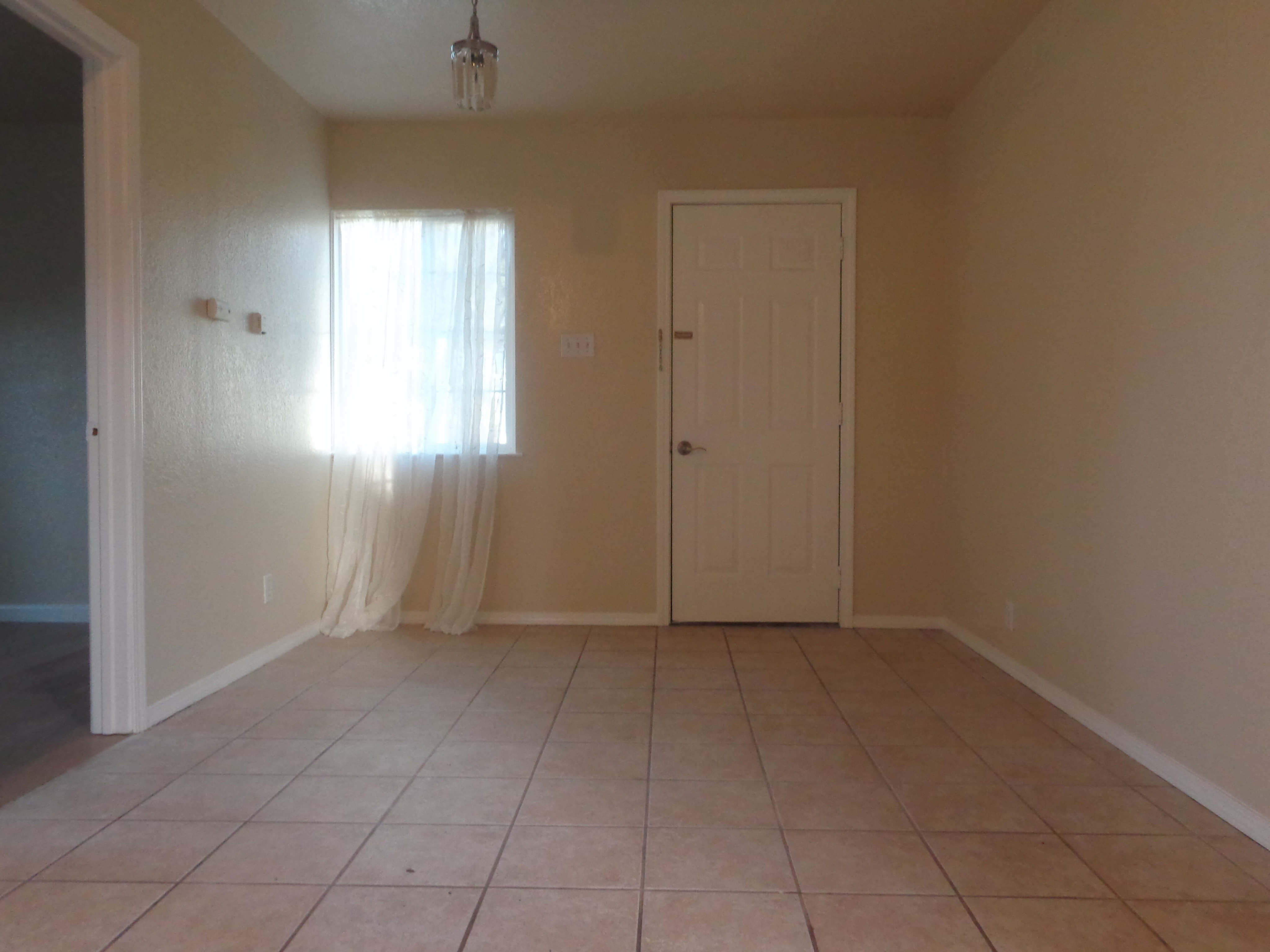 1x1 Living Room