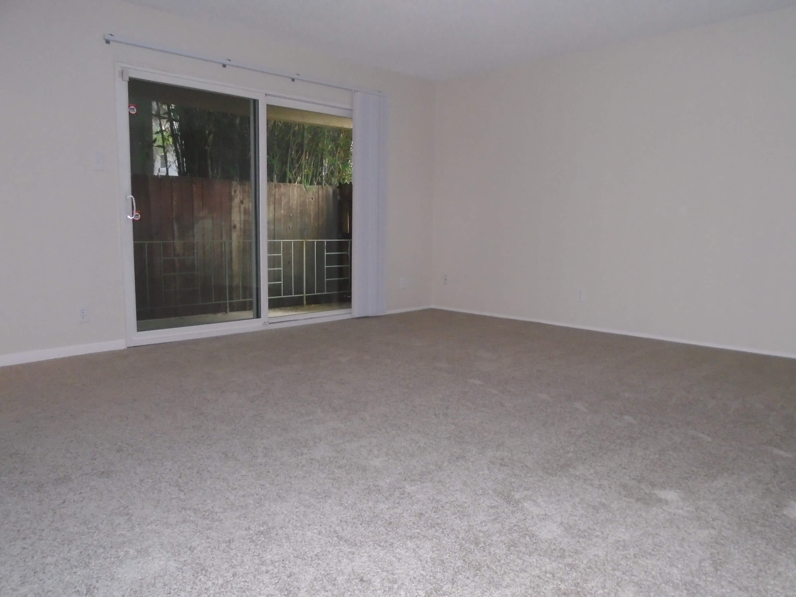 1x1 Living Room