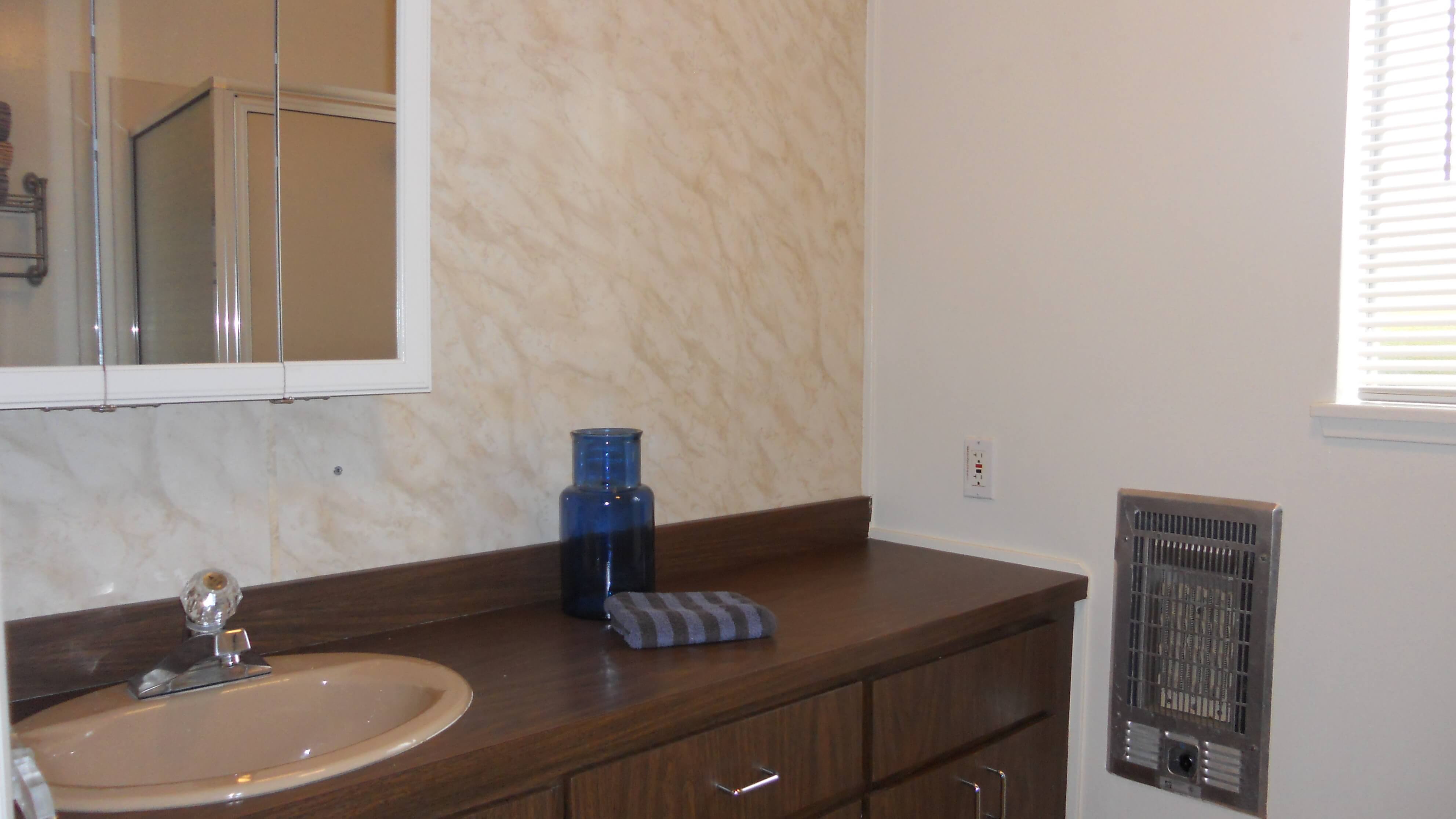 4x2 Bathroom