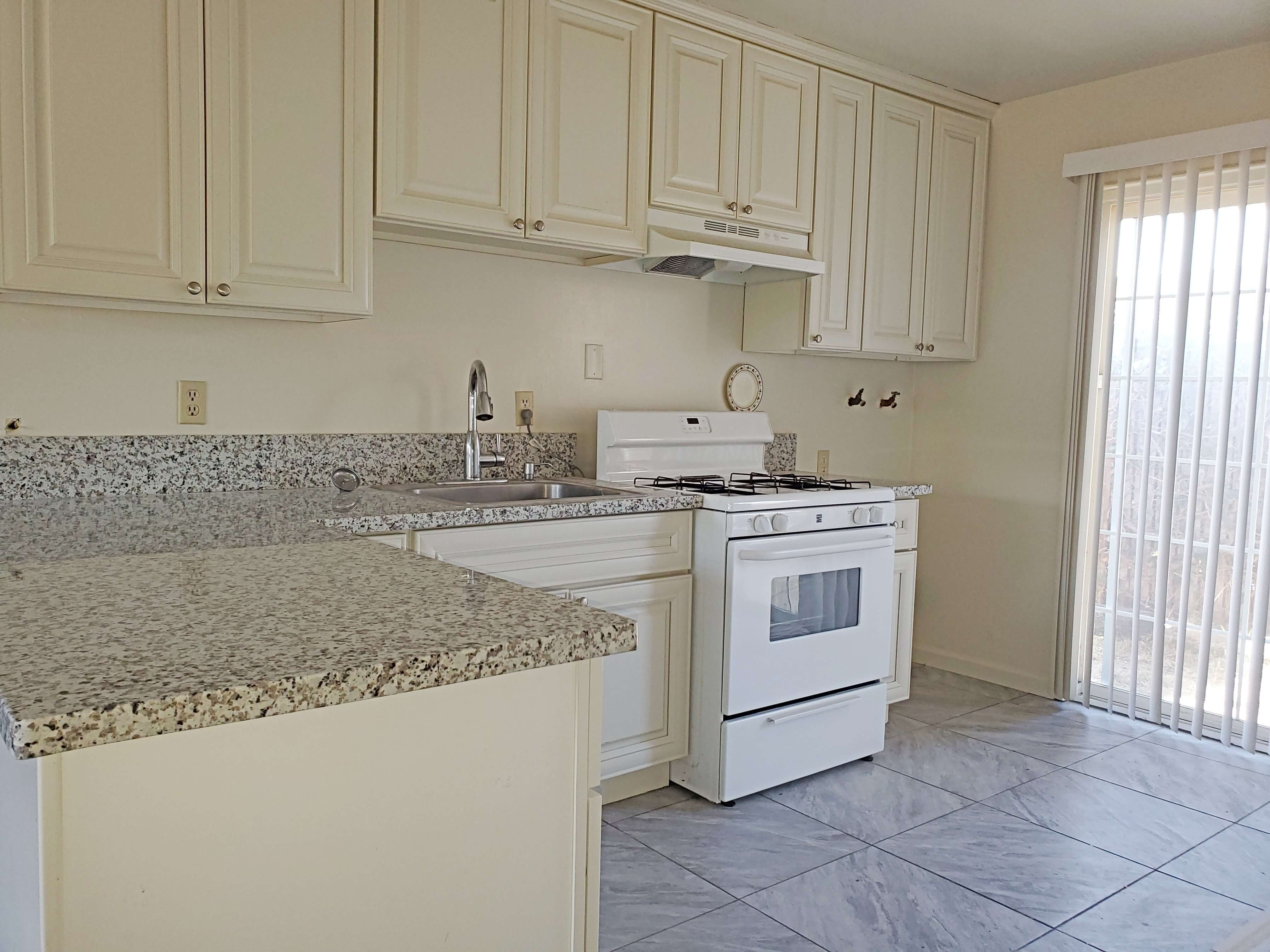 2x1 Kitchen