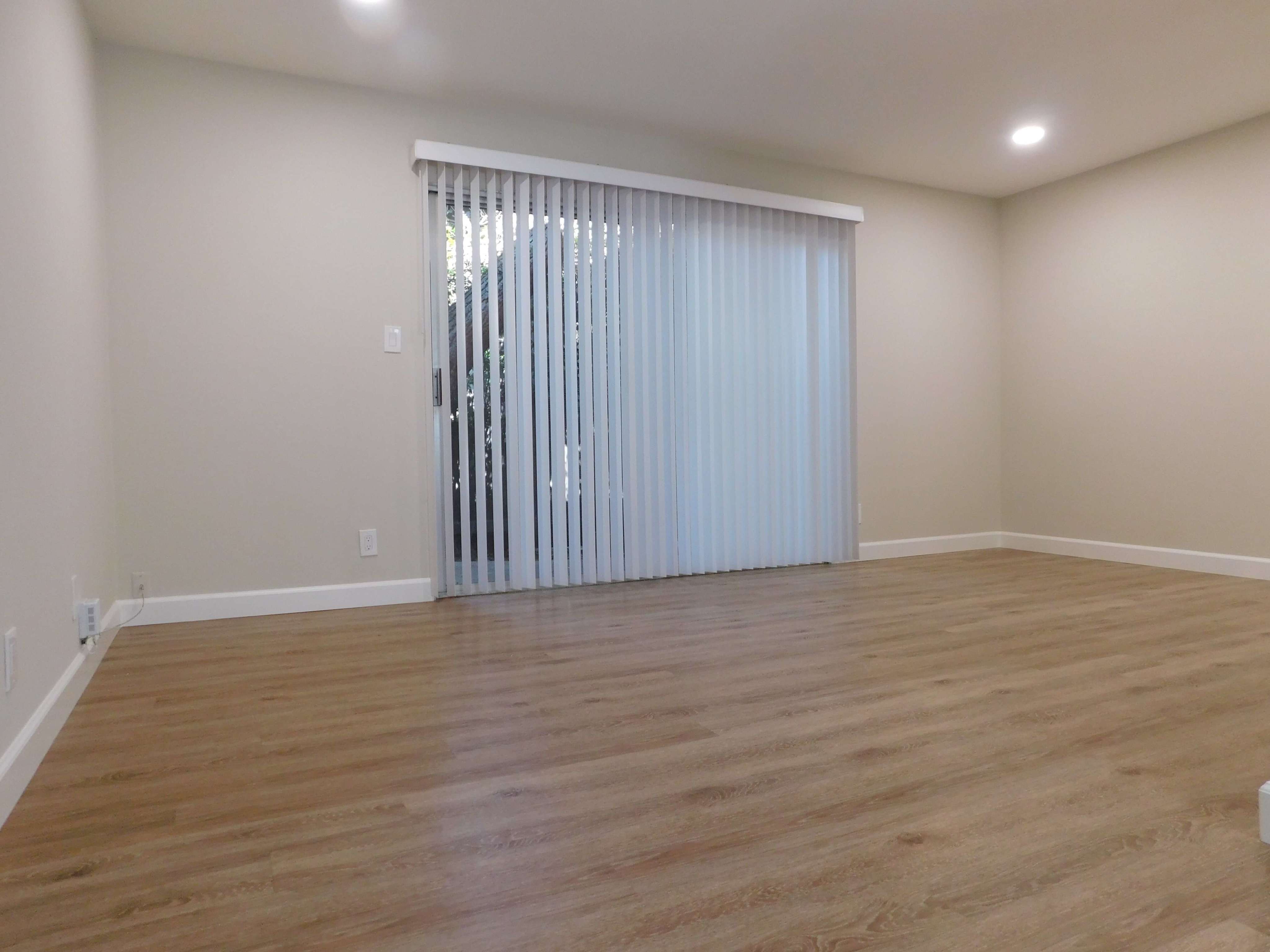 1x1 Living Room