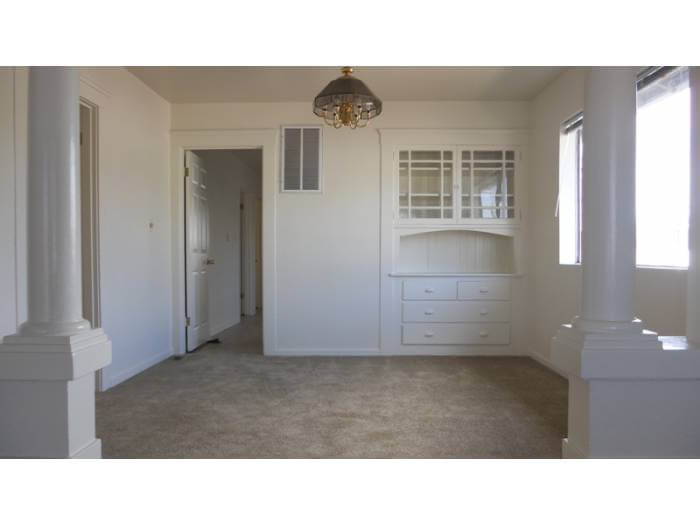 4x1 Dining Room