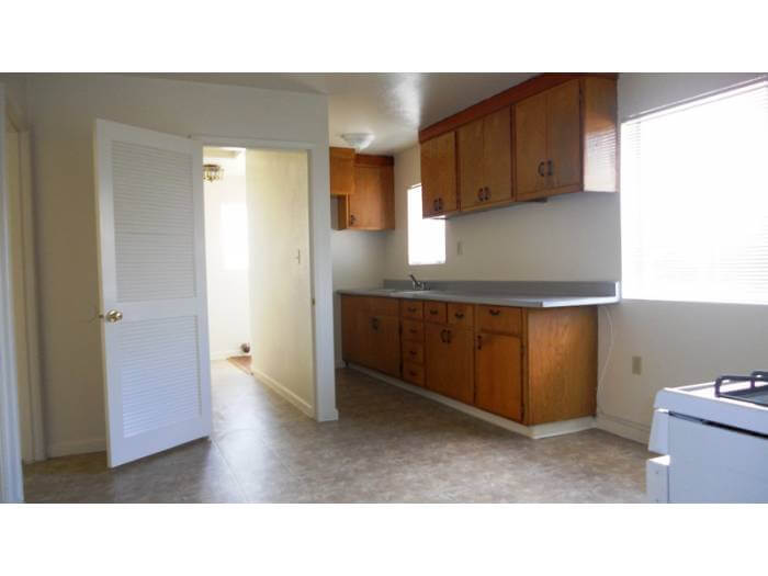 4x1 Kitchen
