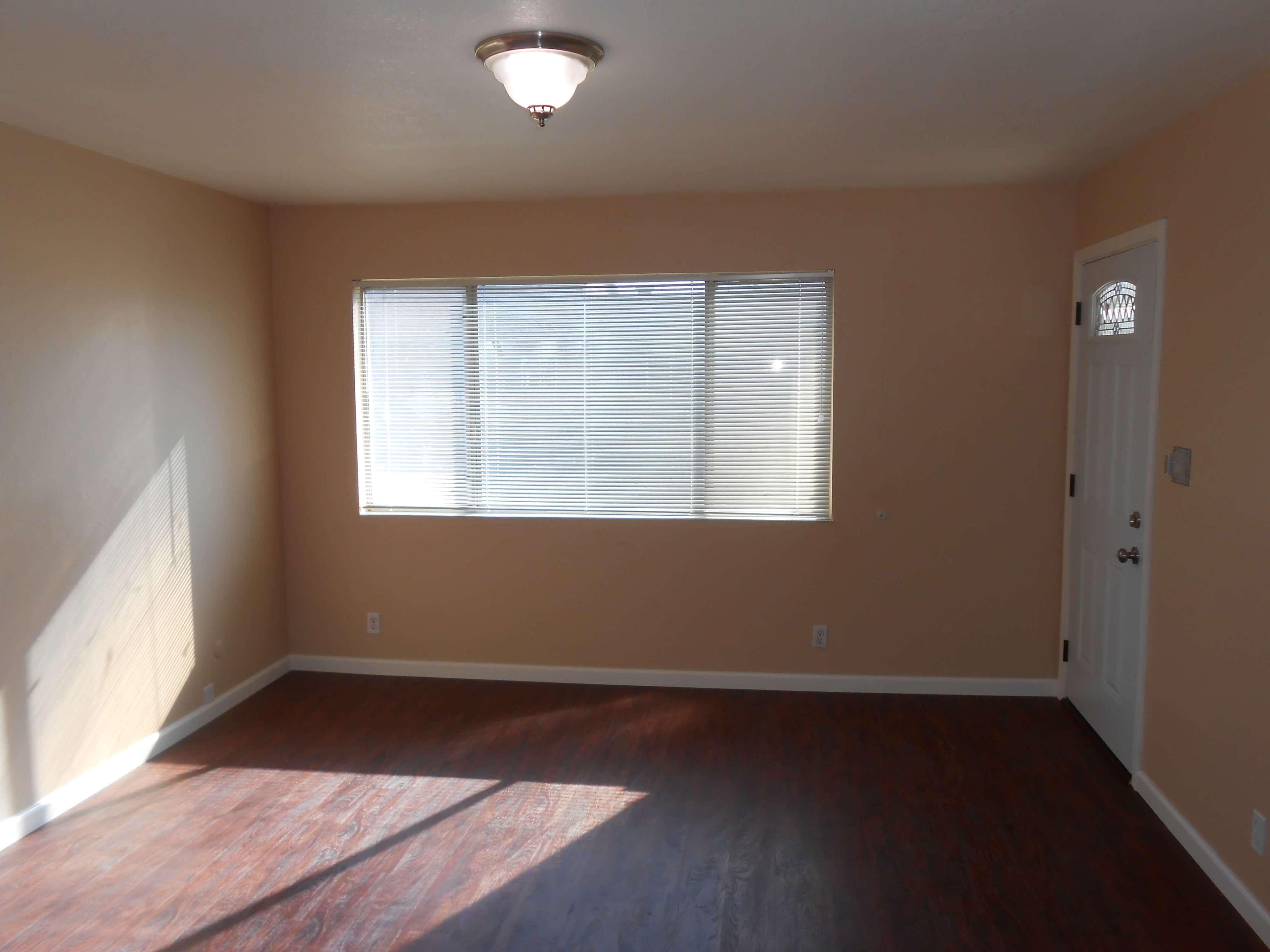 2x1 Living Room