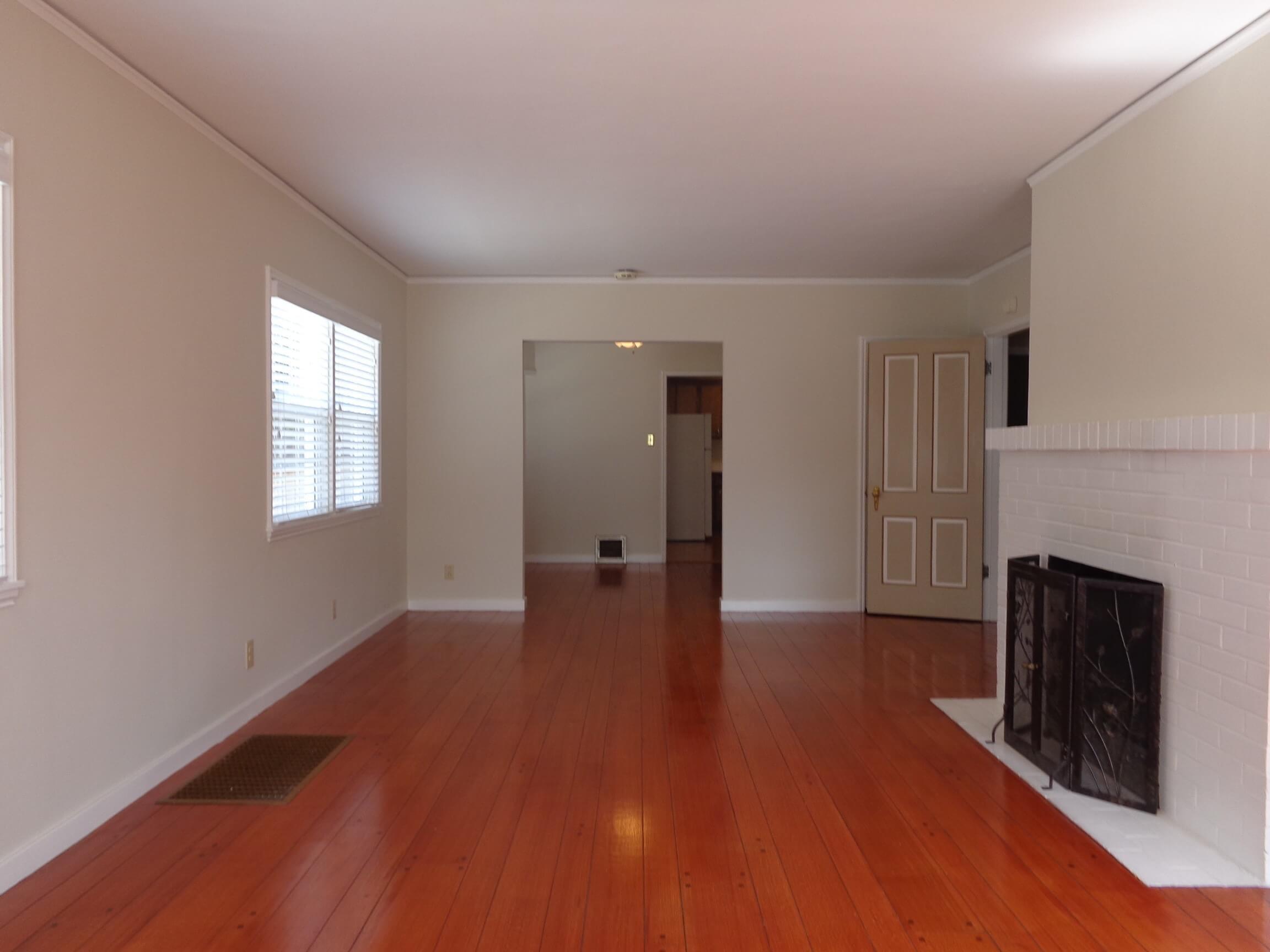 2x1.5 Living Room