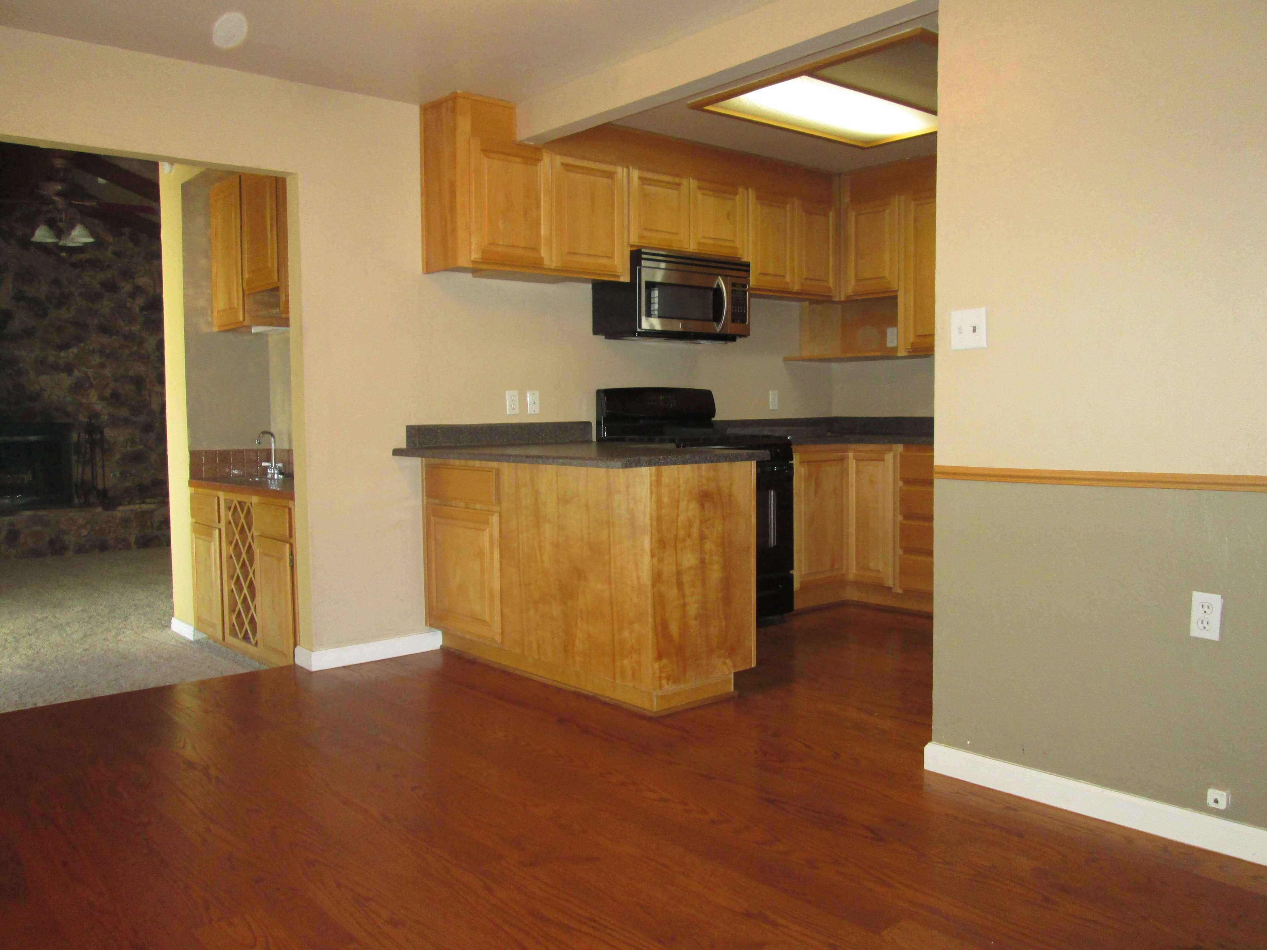 4x2 Kitchen