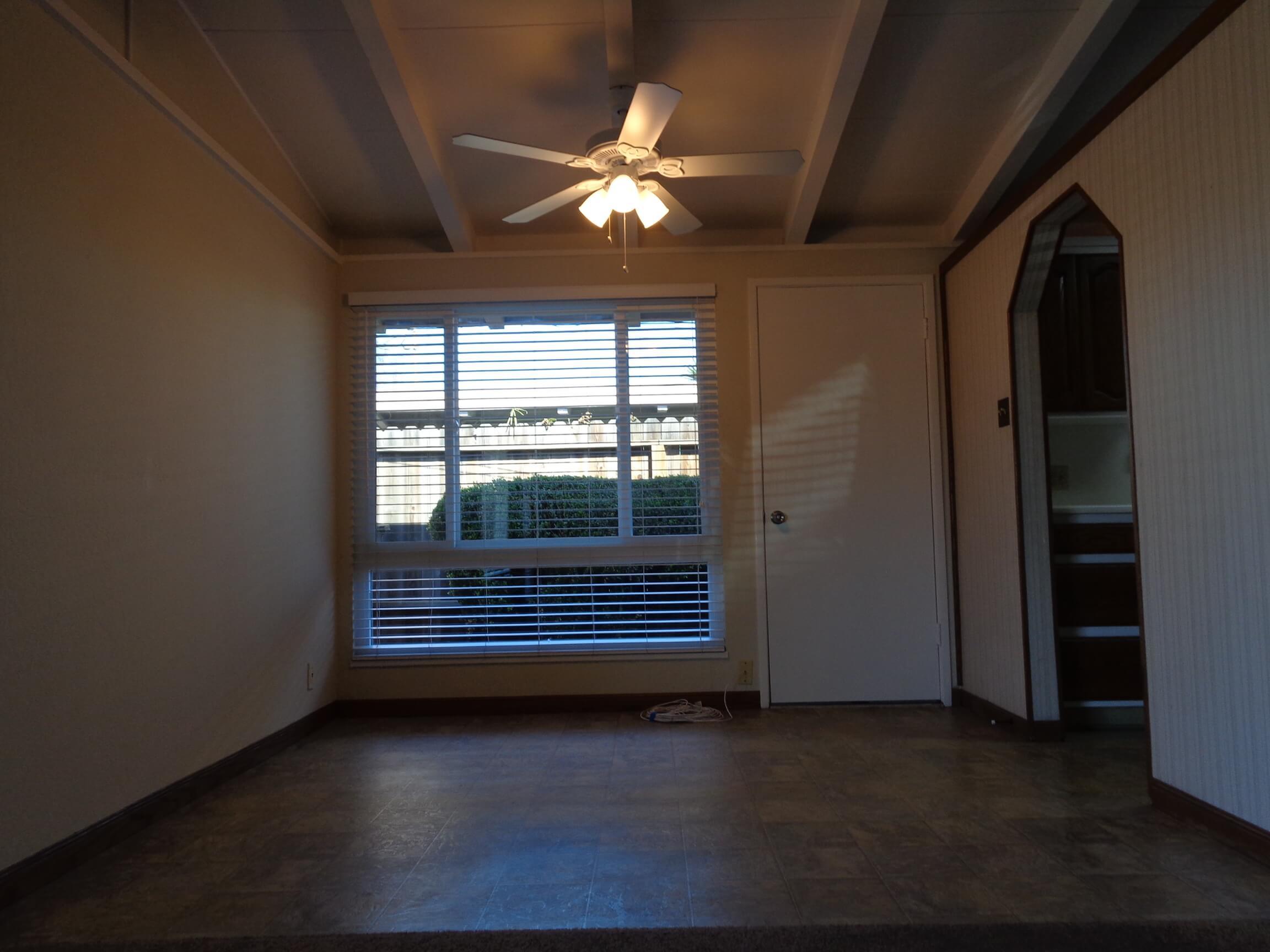 3x2 Dining Room