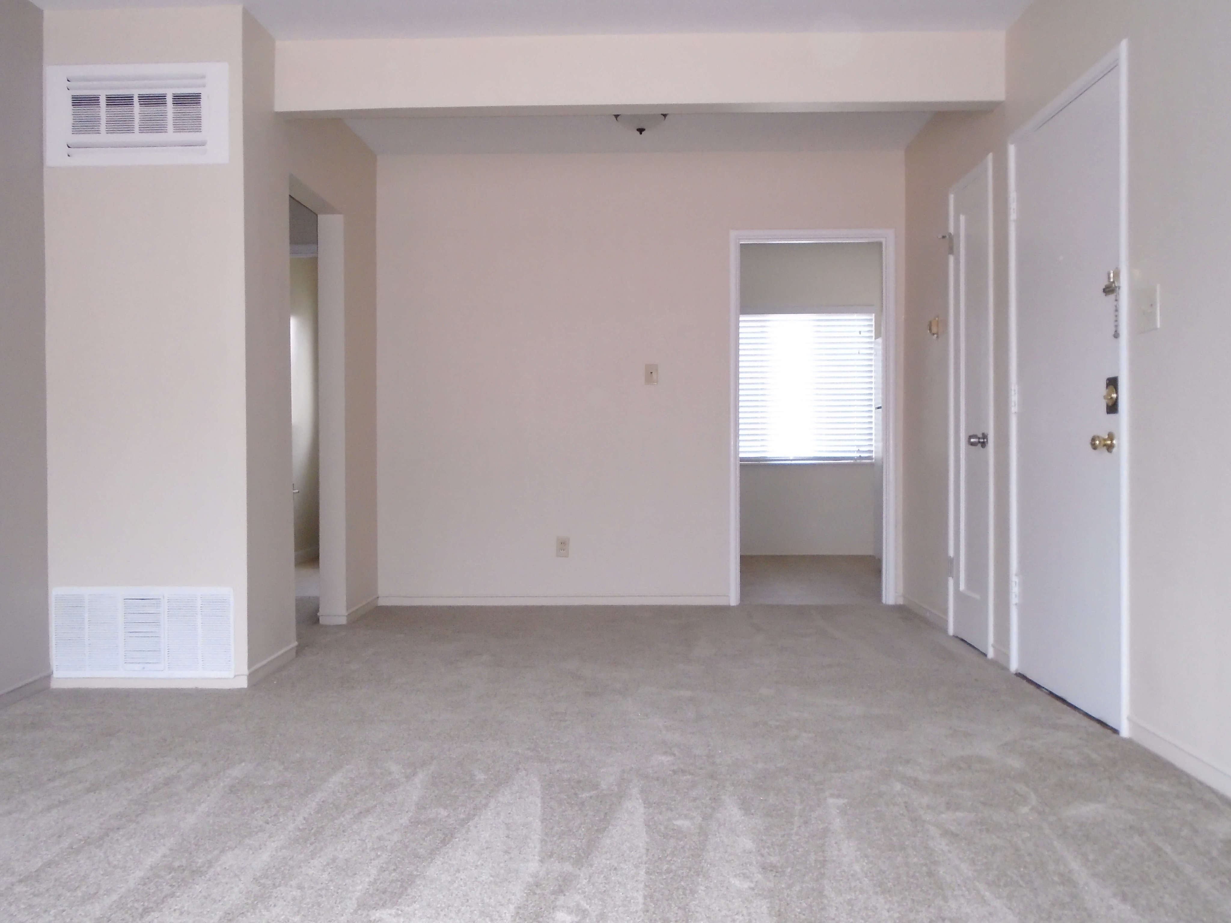 2x1 Living Room
