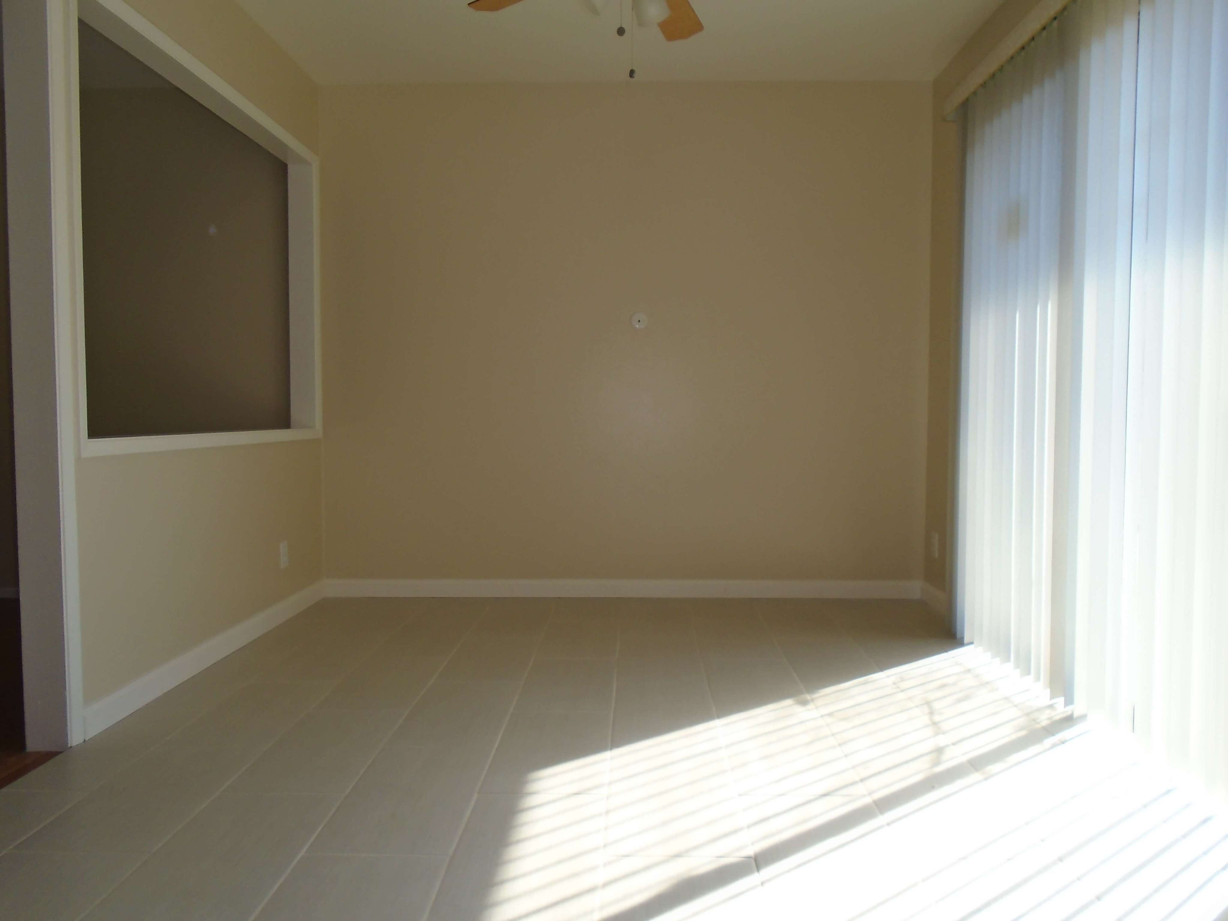 1x1 Dining Room