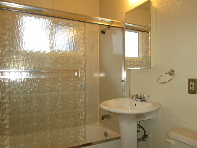 2x1 Bathroom