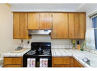 2x2 Kitchen