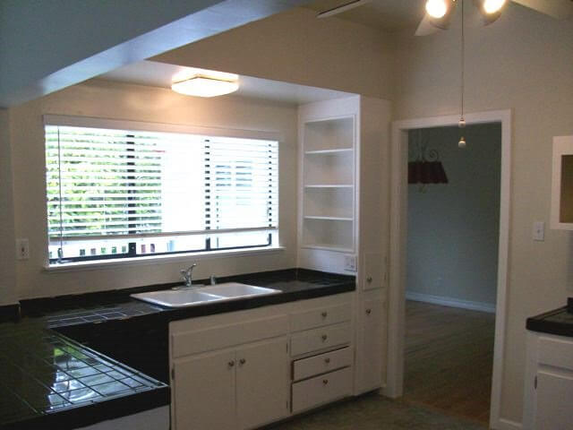 2x1 Kitchen