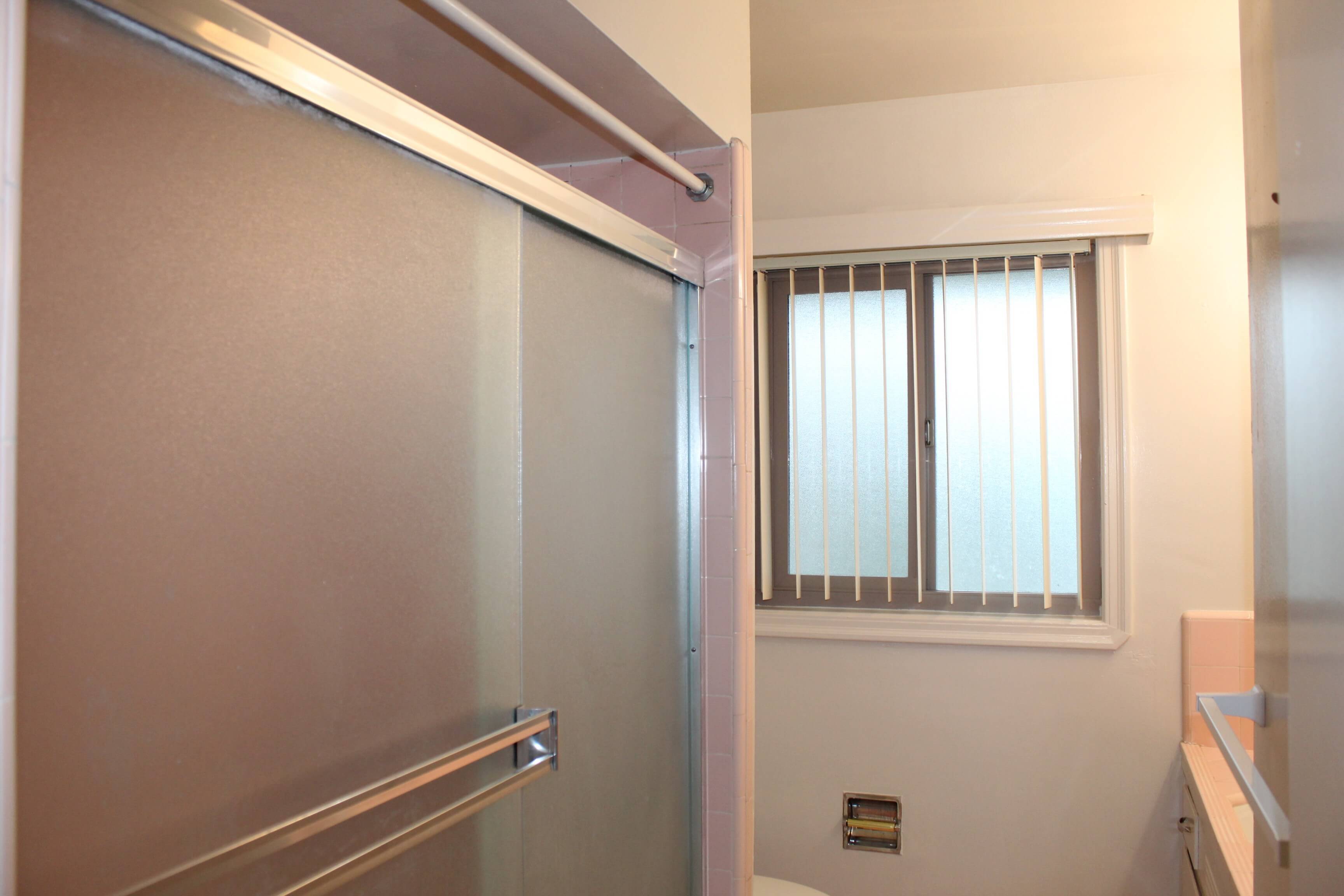 2x1 Bathroom