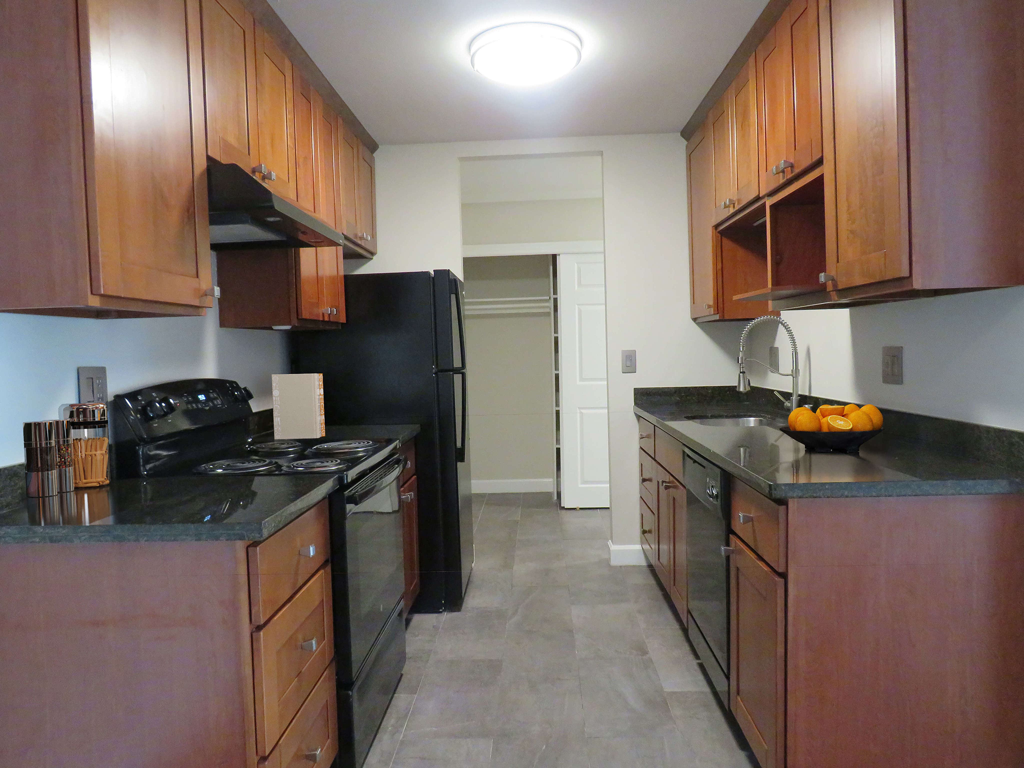 2x1 | 2 Bed Apartment | Seventy Harlan